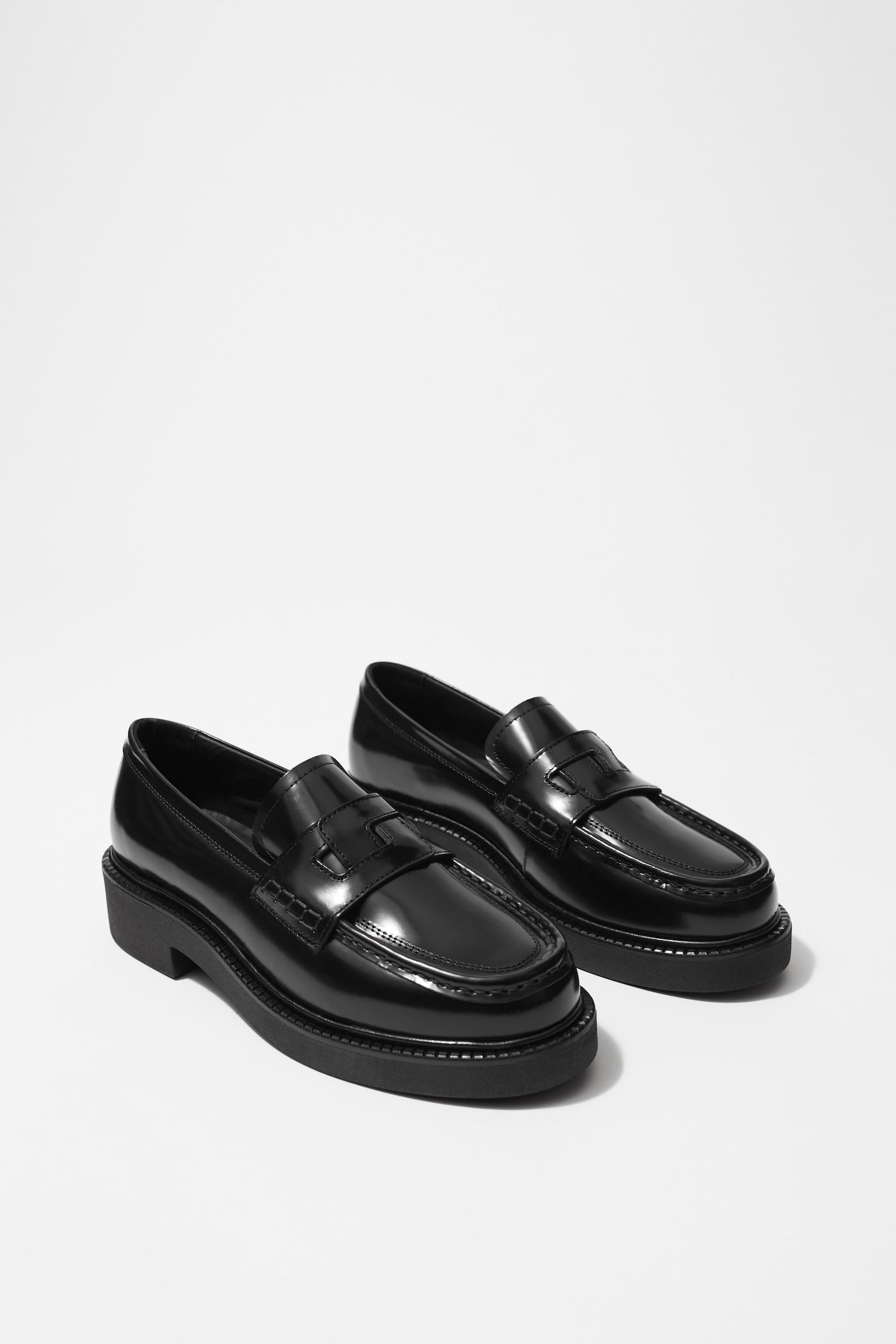 Chunky Leather Loafers - Black/Red - 4