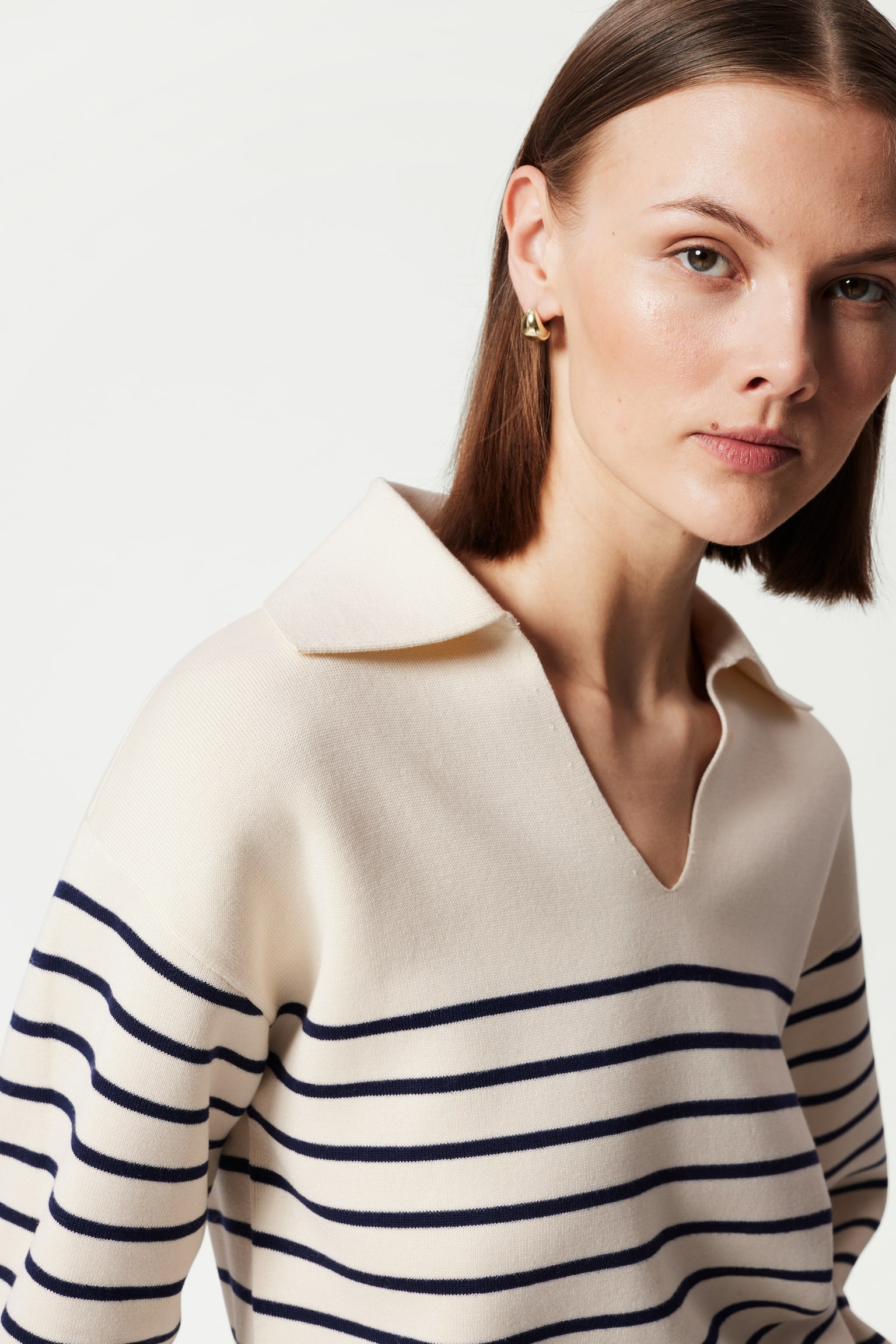 Relaxed Collared Sweater - White Stripes - 3