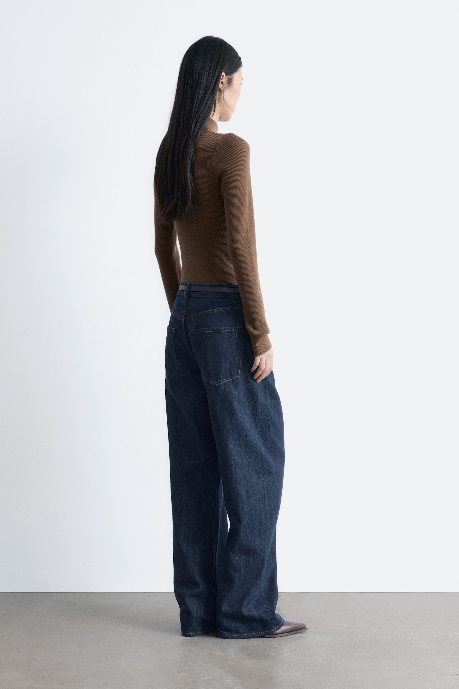 Jeans met gebogen pijpen - Donkerblauw/Wit/Lichtkaki/Lichtblauw/Roestbruin/Middenblauw/Kakigroen - 4