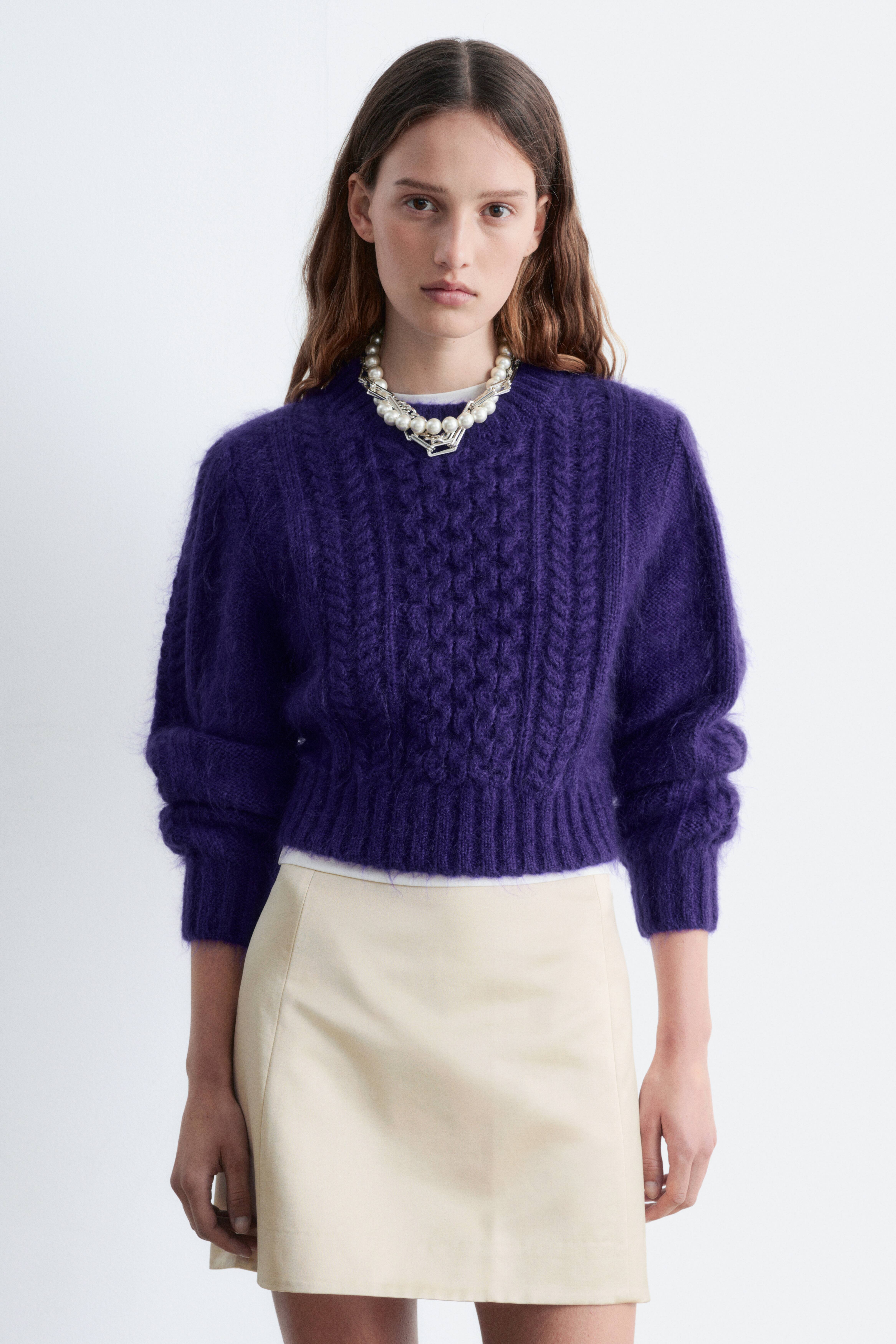 Croppet flettestrikket genser - Mørkelilla/Hvit