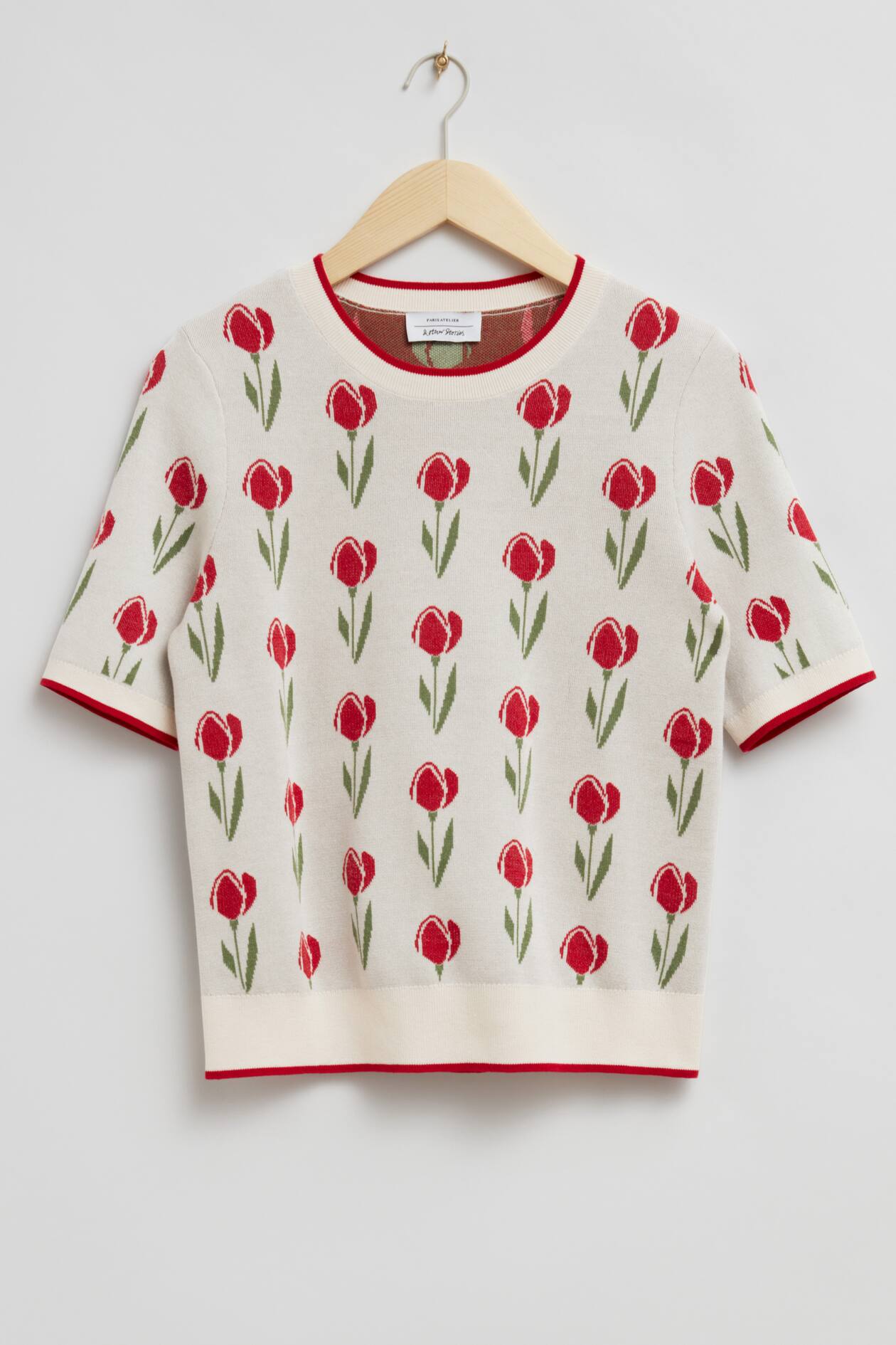 Floral Jacquard Knit Top Round neck Short sleeve White Floral