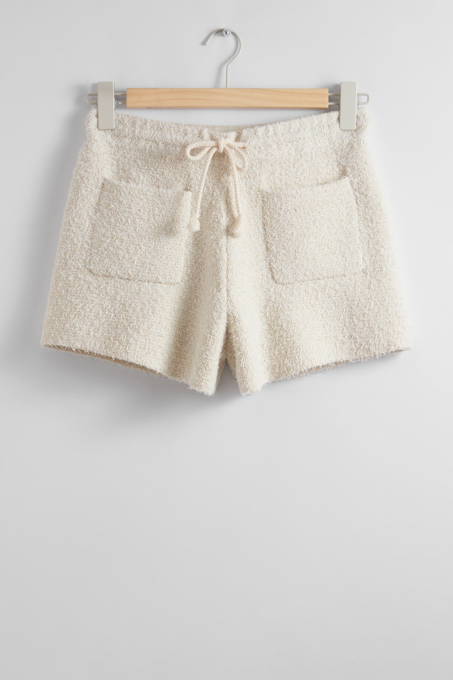 Stickade shorts med textur - Vit - 2