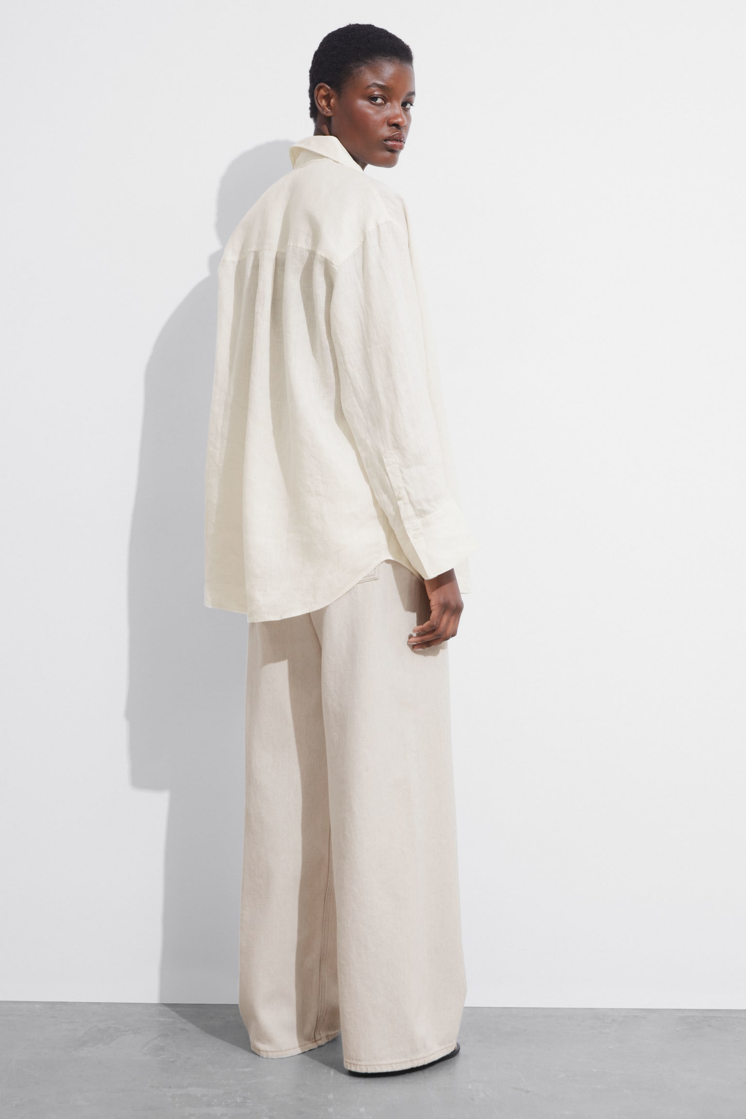 Oversized Linen Shirt - White - 5