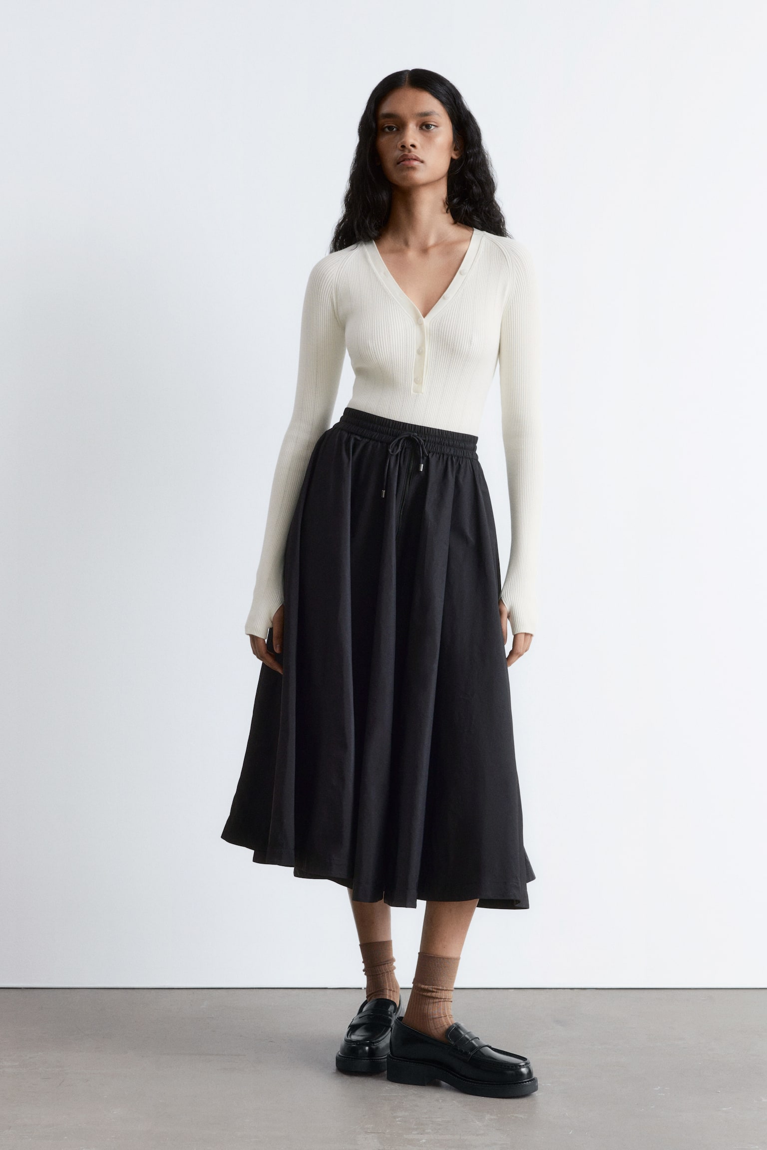 Ribgebreide body met lange mouwen - Wit/Olijfbruin - 3