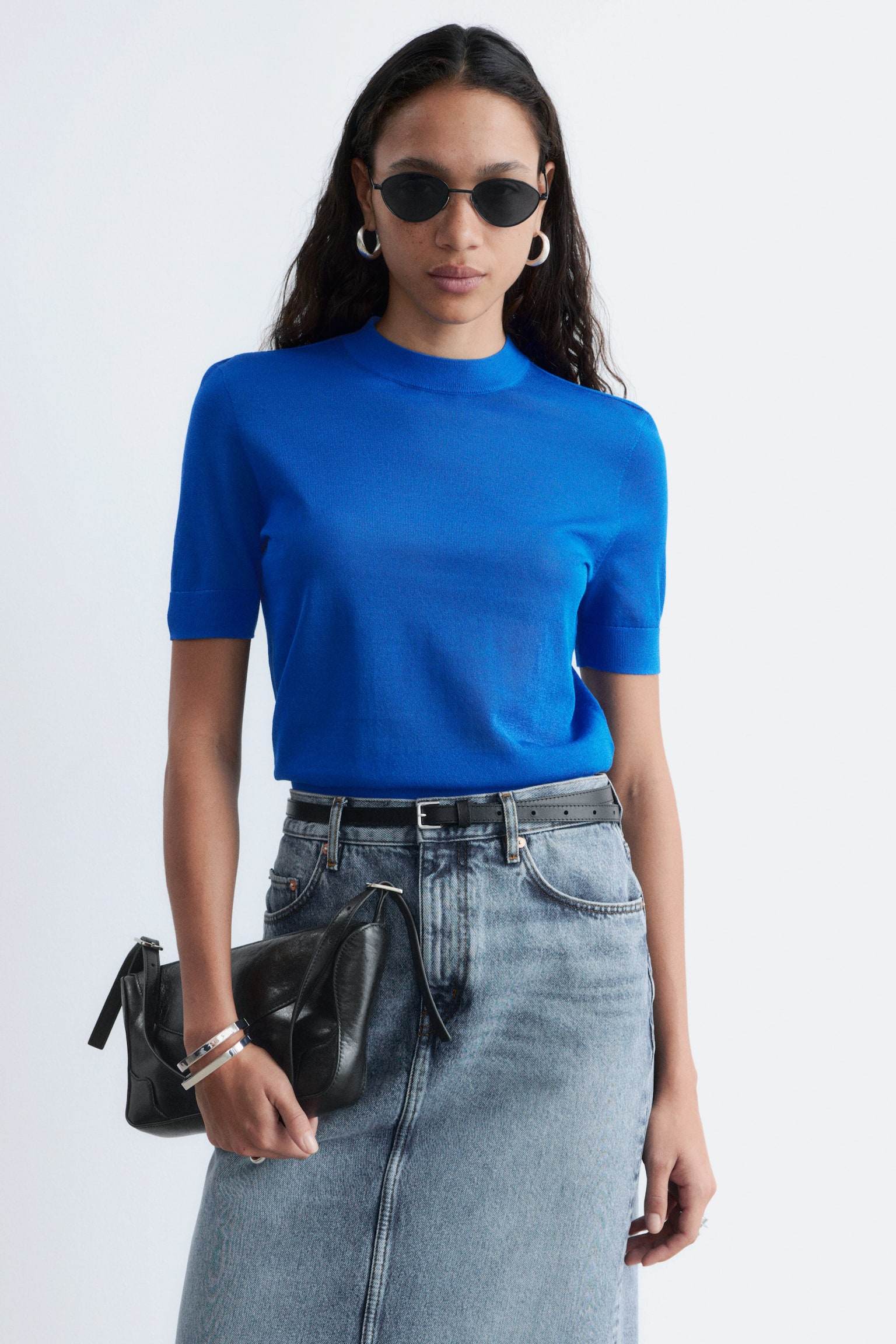 Fijngebreid T-shirt - Helderblauw/Beige/Zwart - 1