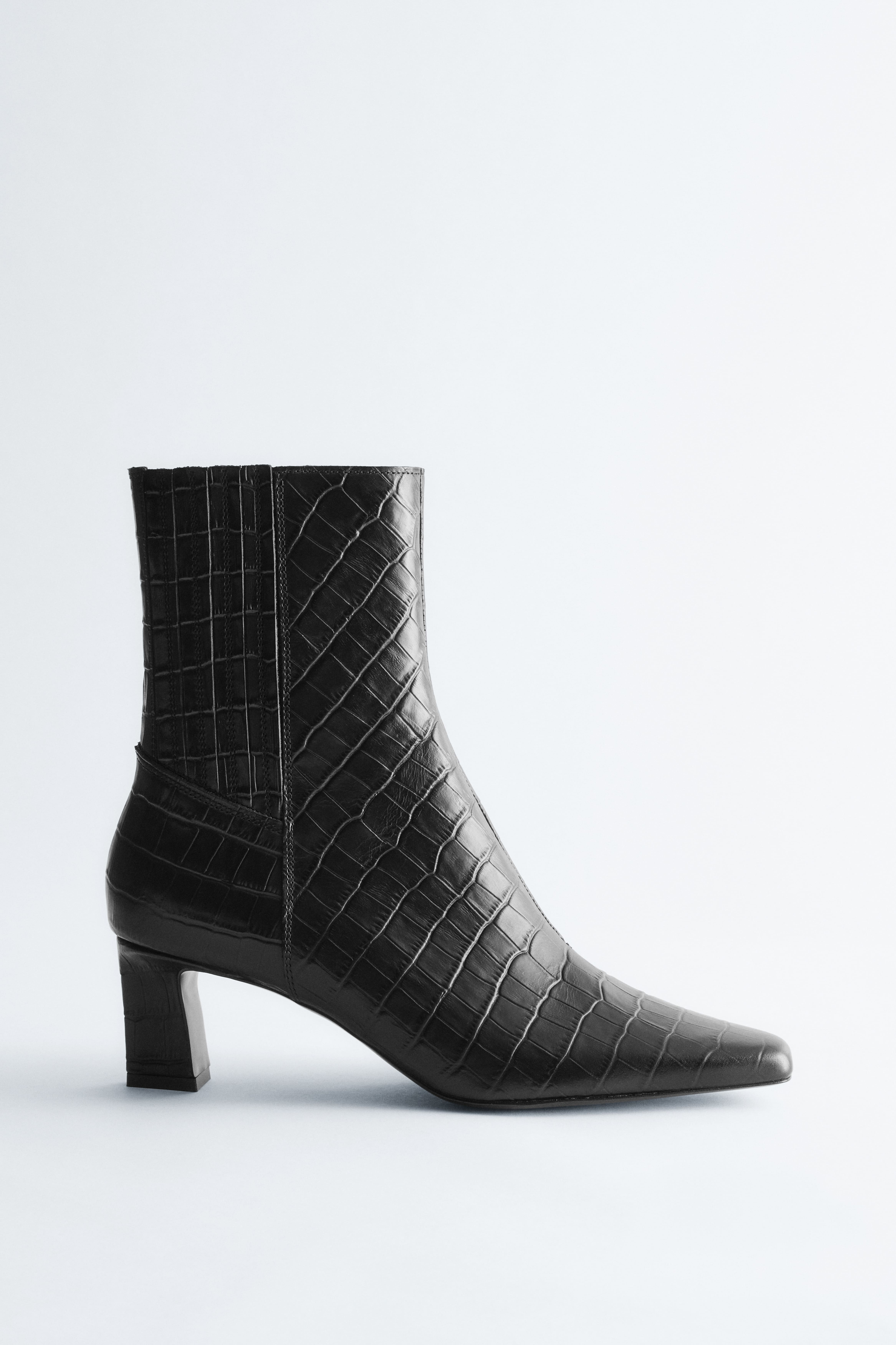 Enkellaarzen met puntige neus - Zwart krokodillenmotief/Lichtgrijs