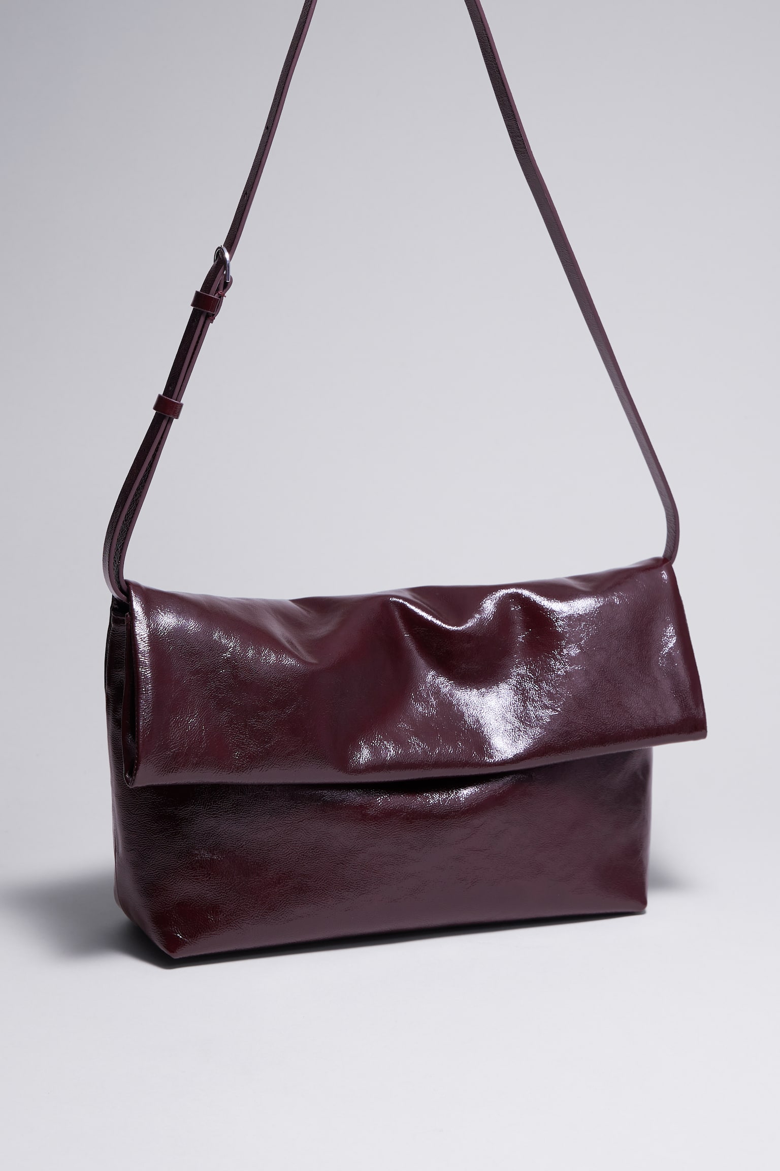 Folded Suede Clutch - Burgundy/Brown suede - 3