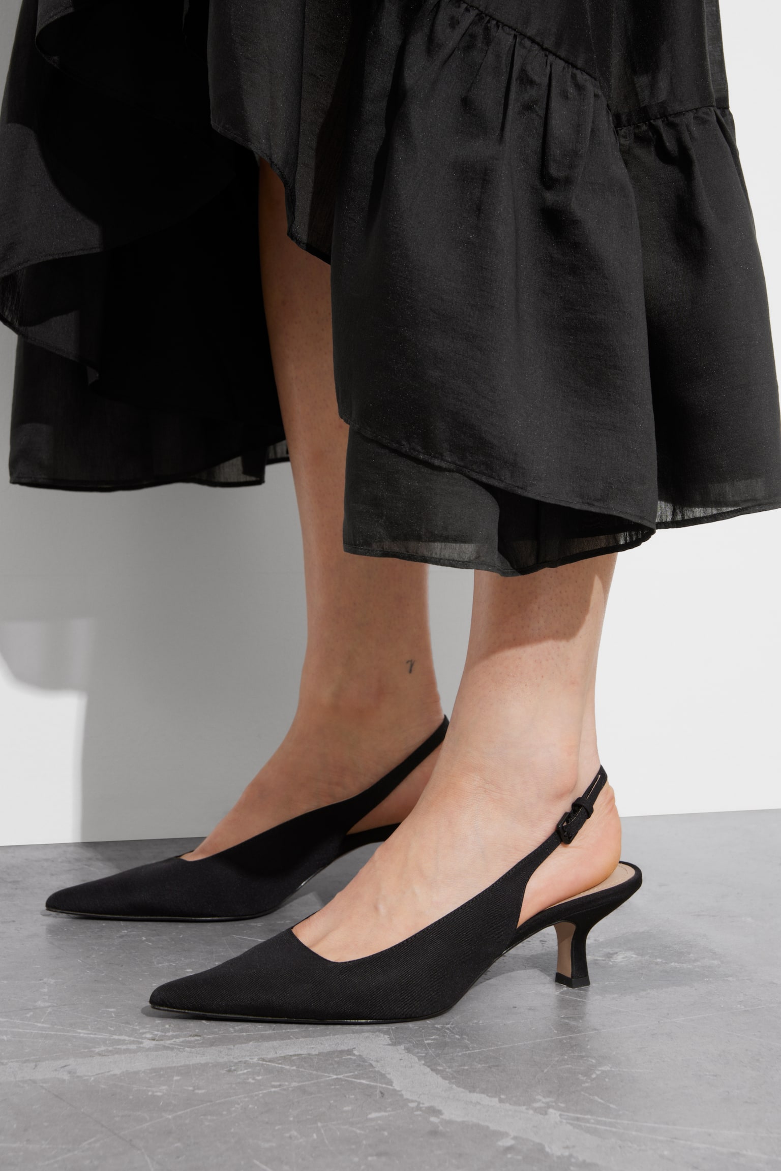 Pointed Slingback Pumps - Black/Mahogany - 1