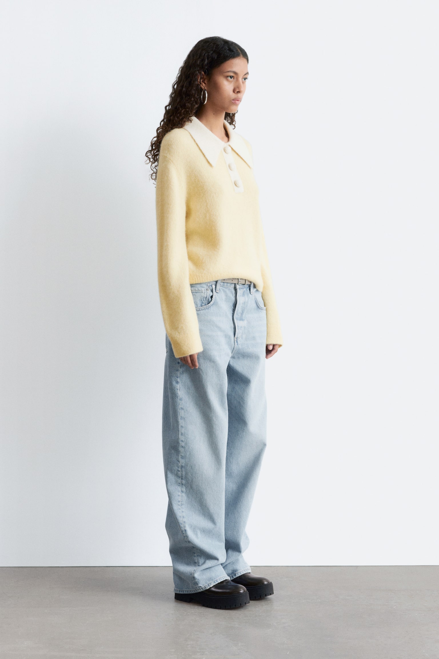 Jumper i alpakablend med overdimensioneret krave - Lysegul/Lysegrå/hvid - 3