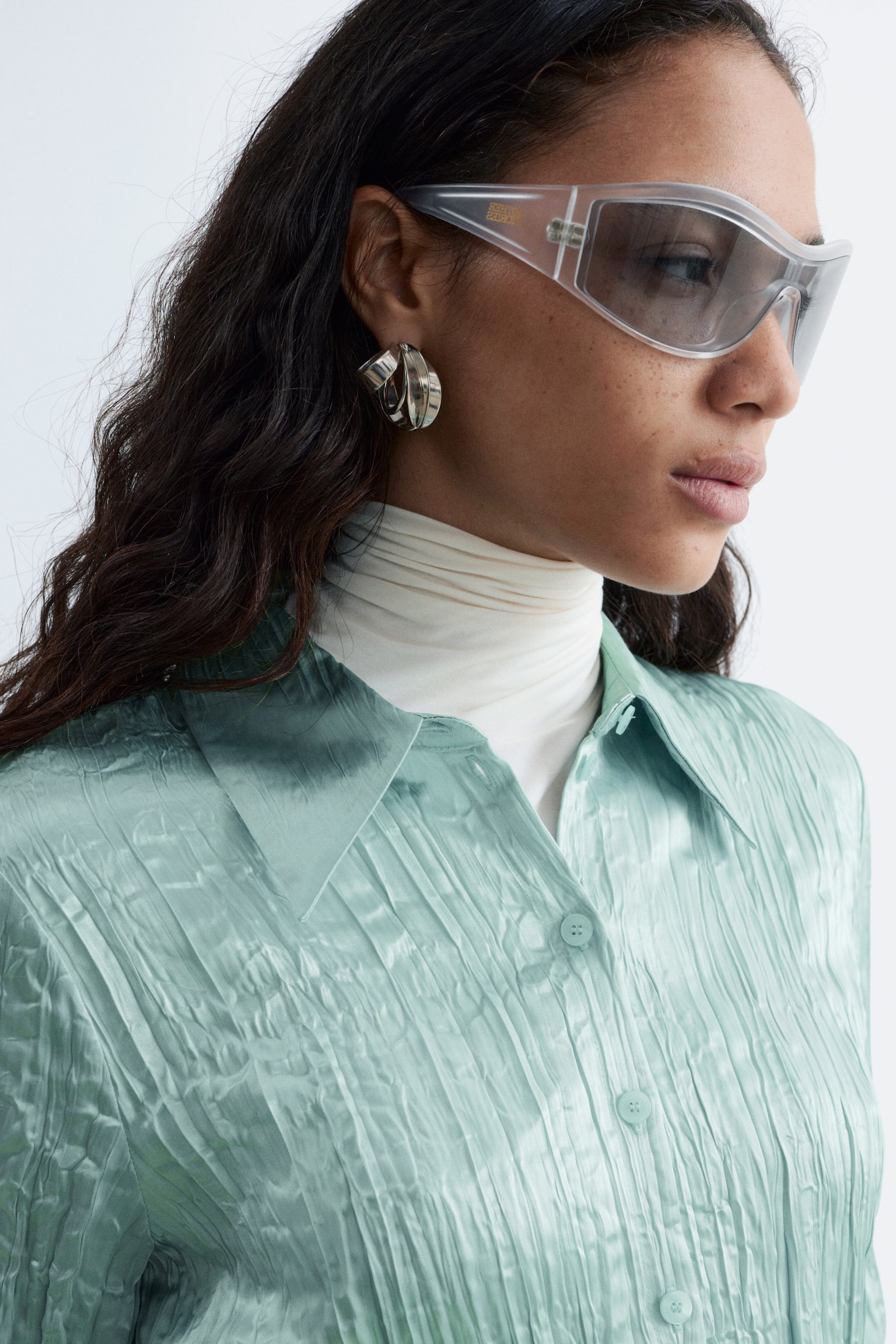 Lunettes de soleil à monture ovale audacieuse - Transparent/Noir - 6