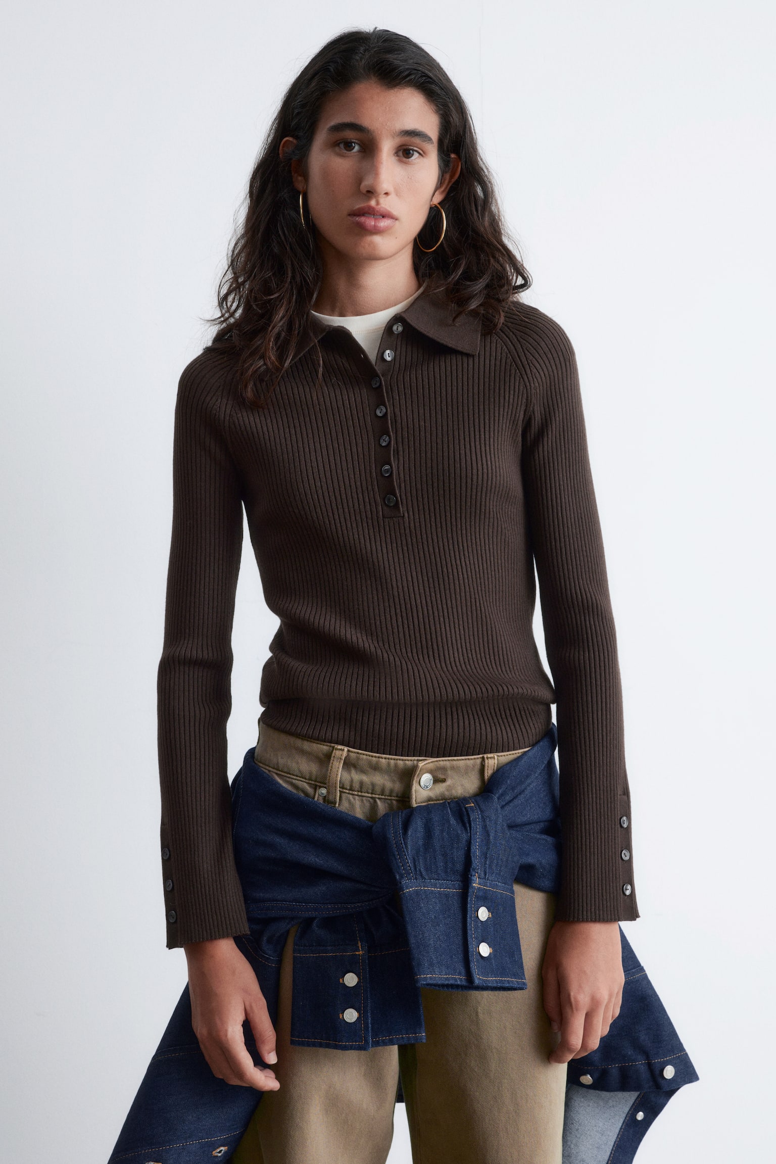 Ribgebreid poloshirt - Donkerbruin/Karamelbruin/Lichtblauw - 1