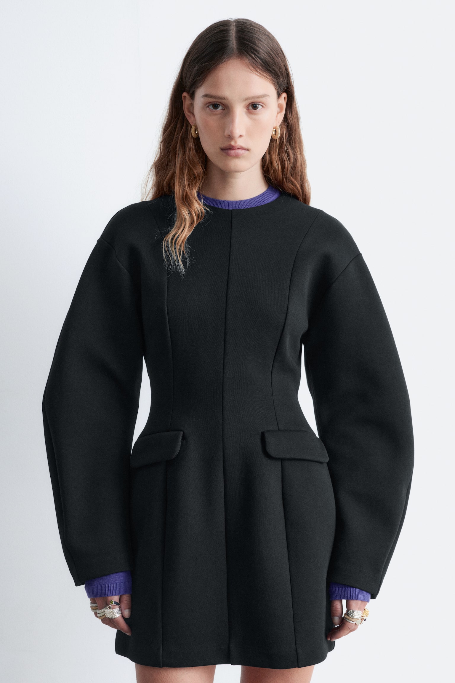 Gemodelleerde mini-jurk - Zwart - 3