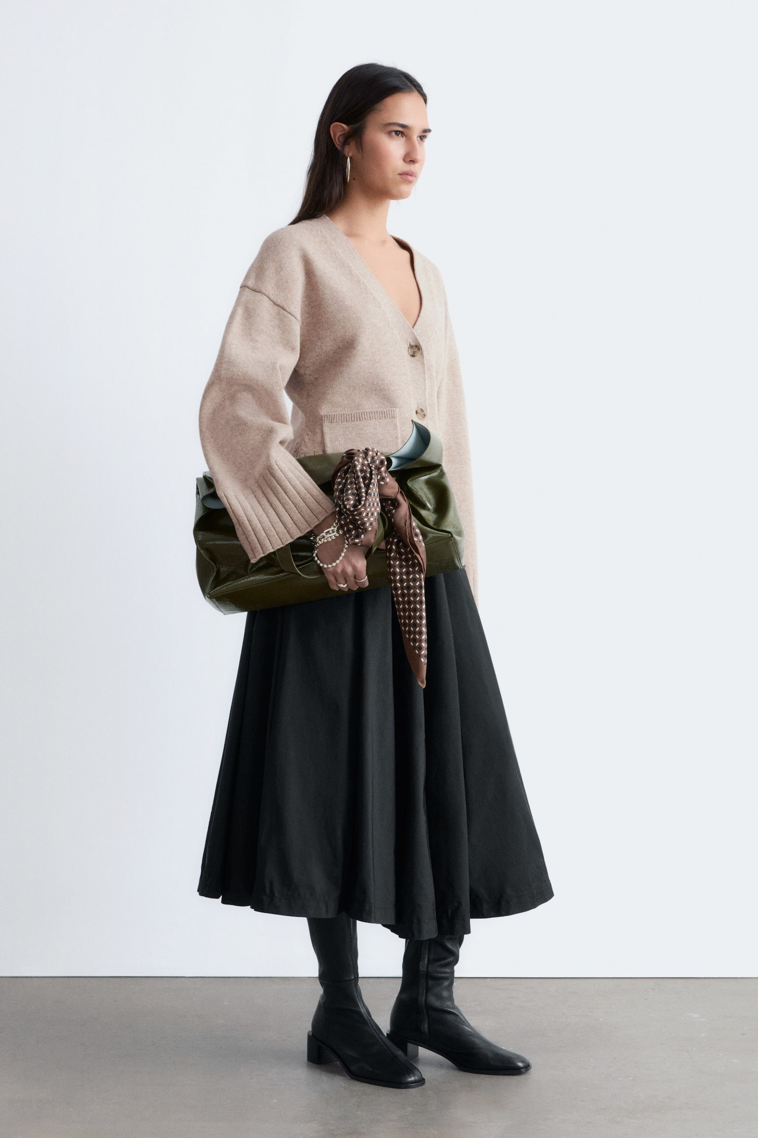 Tapered Knit Cardigan - Béžová/Tmavě šedá/Tmavě hnědá - 6