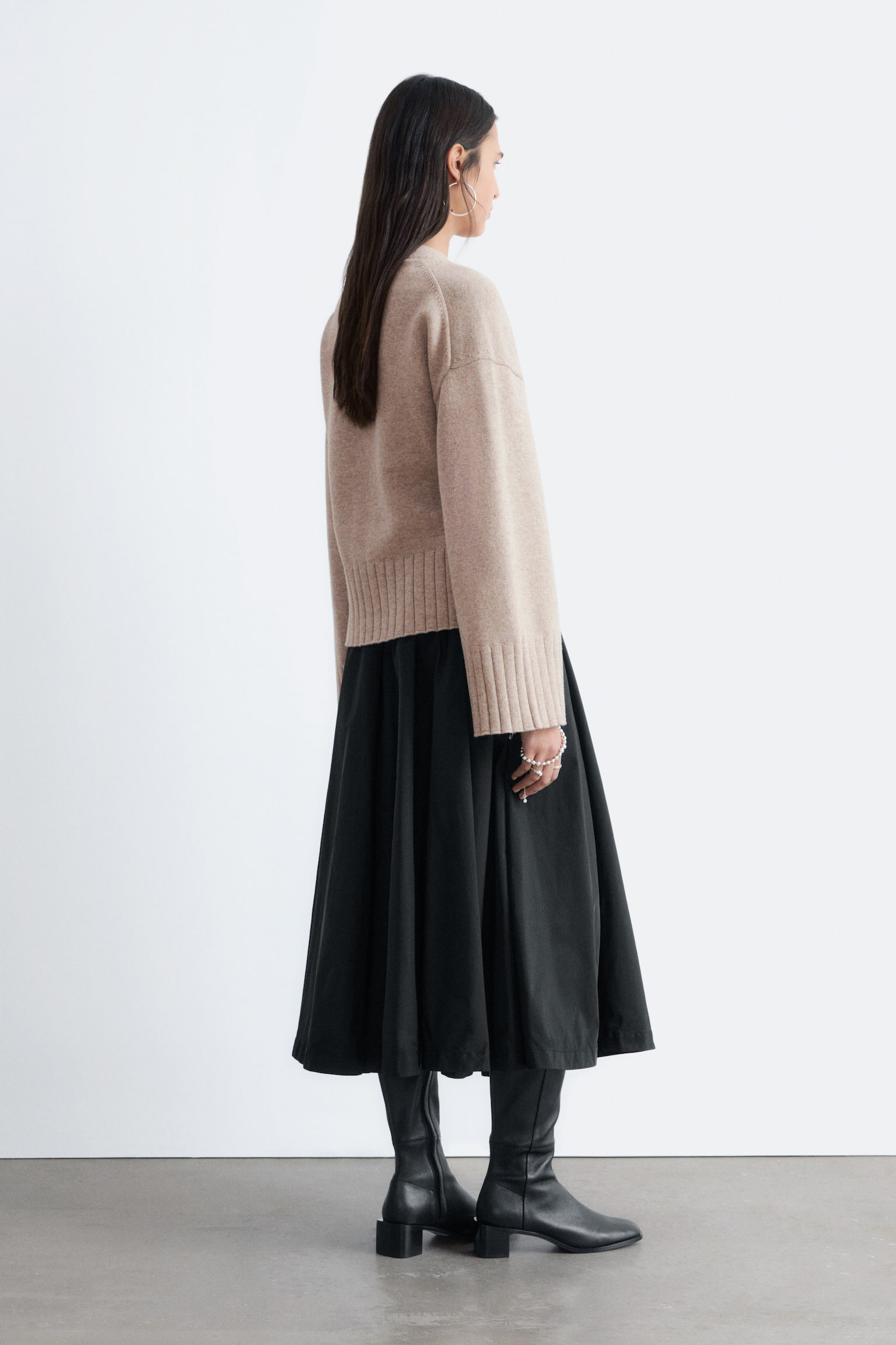Tapered Knit Cardigan - Béžová/Tmavě šedá/Tmavě hnědá - 4