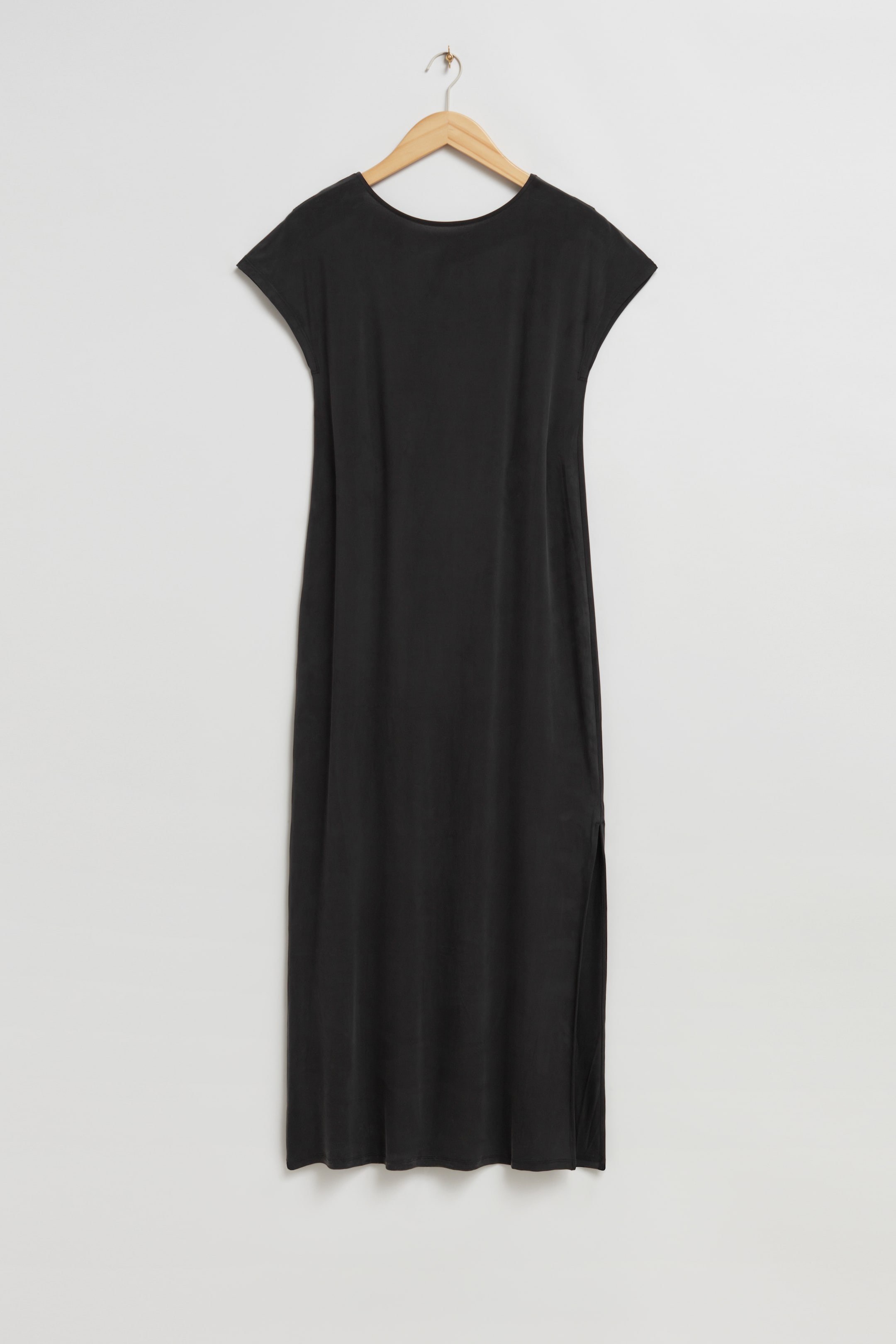 Loose Fit Cupro Jersey Dress B tringning Kort Erme Svart DAME loose-fit-cupro-jersey-dress-b-tringning-kort-erme-svart-dame