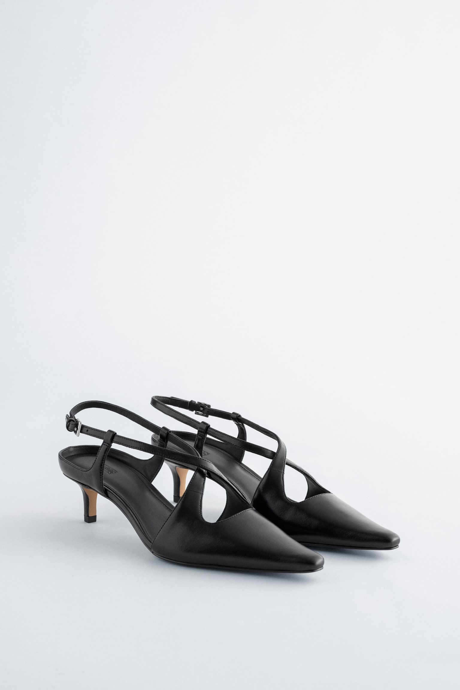 Slingback-pumps i læder med krydsede remme - Sort - 3
