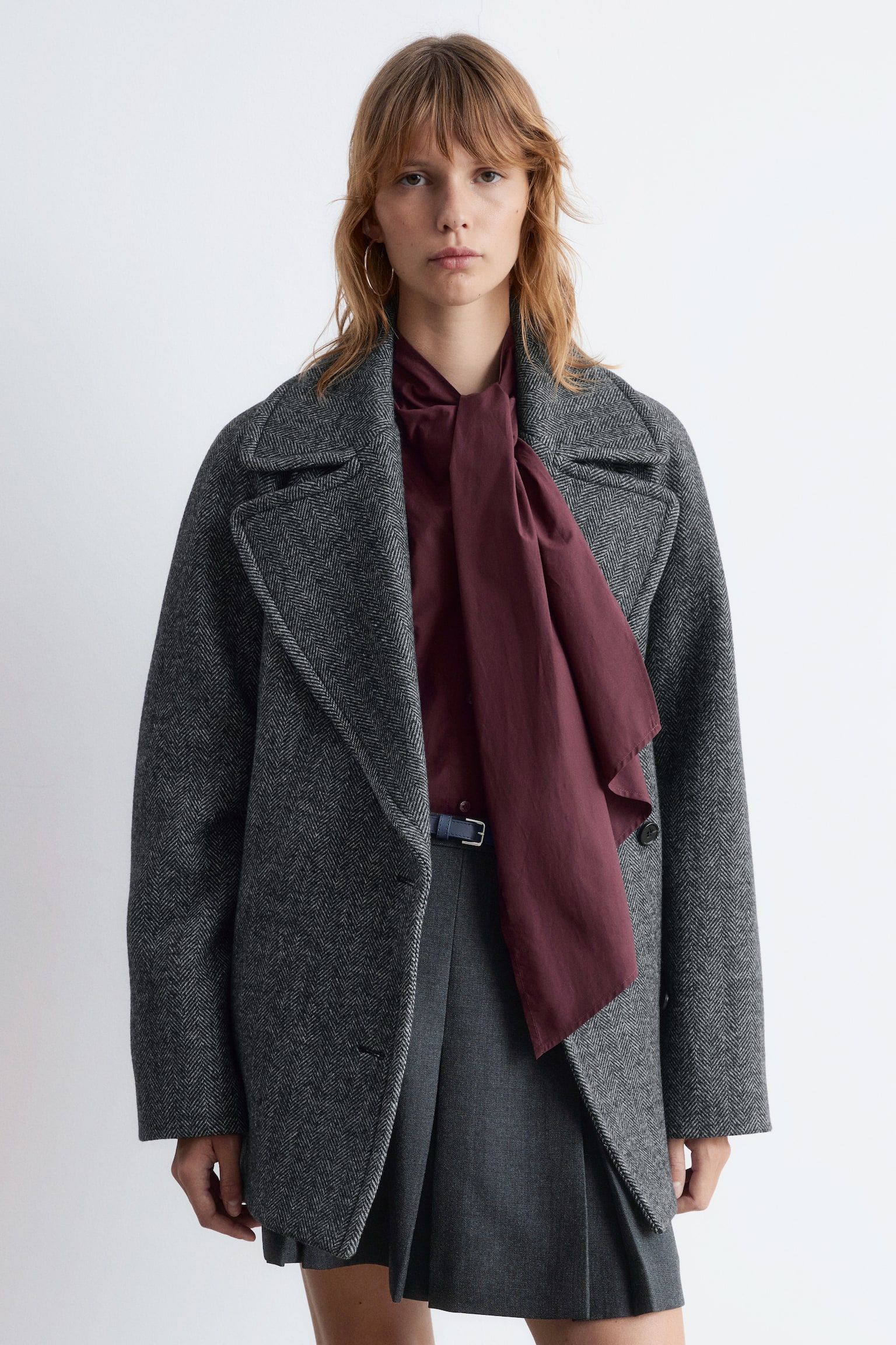 Kurzer zweireihiger Wollmantel - Dunkelgrau - 9