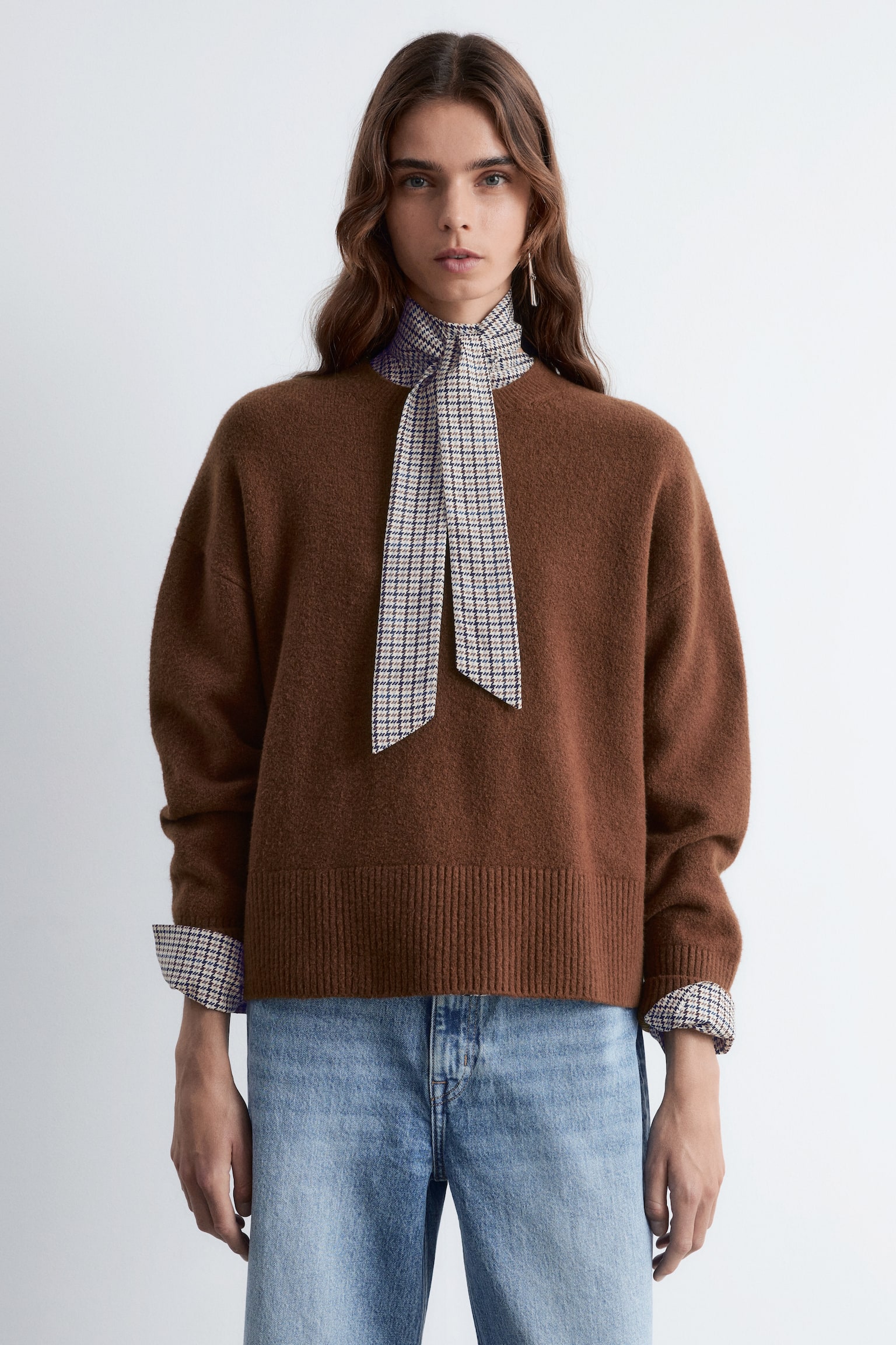 Locker geschnittener Strickpullover - Dunkelbraun/Hellrosa/Dunkelblau/Weiß/Schwarz/Taupe/Dunkelrot/Grau meliert/Navyblau - 4