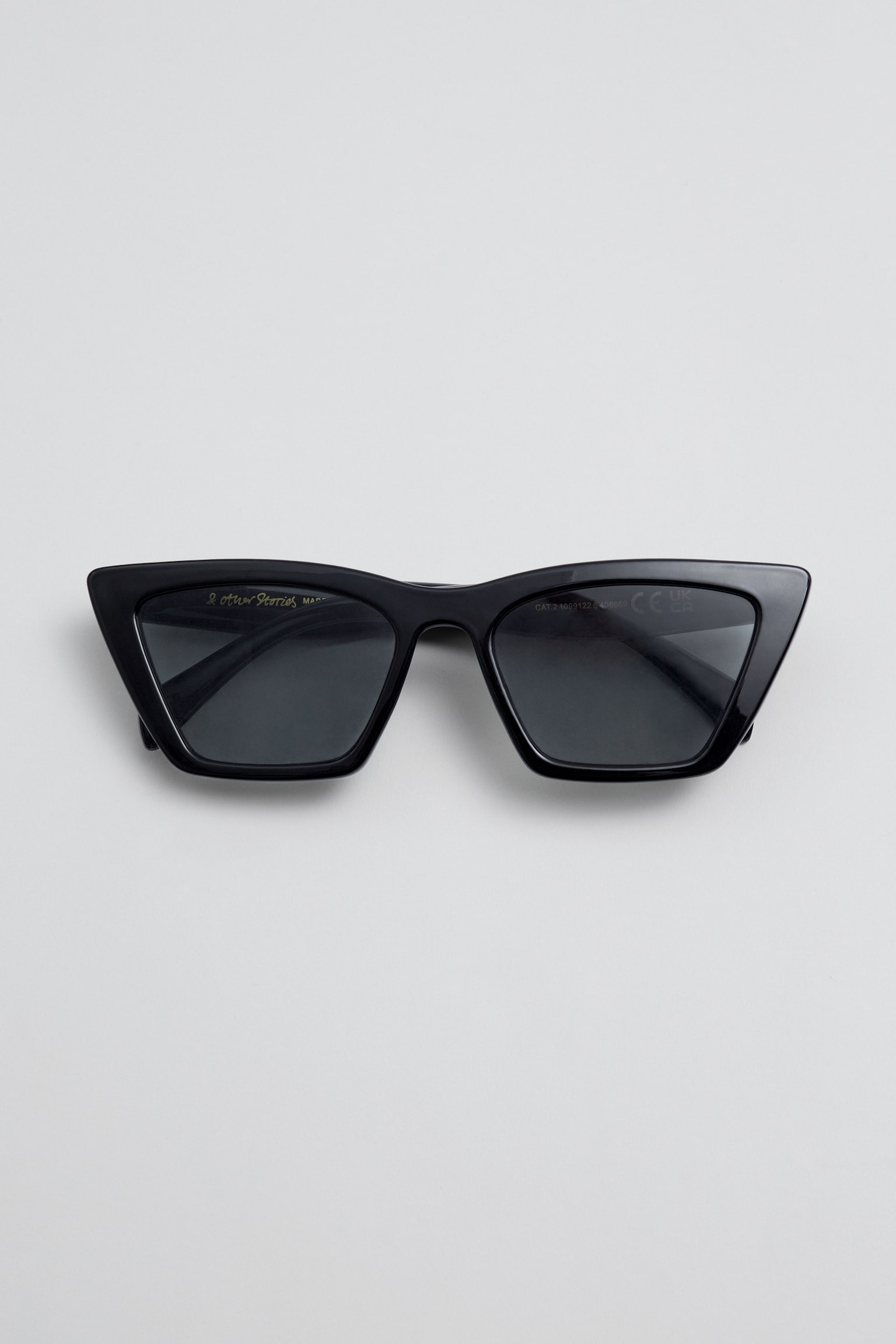 Angular Cat Eye Sunglasses - Black - 1