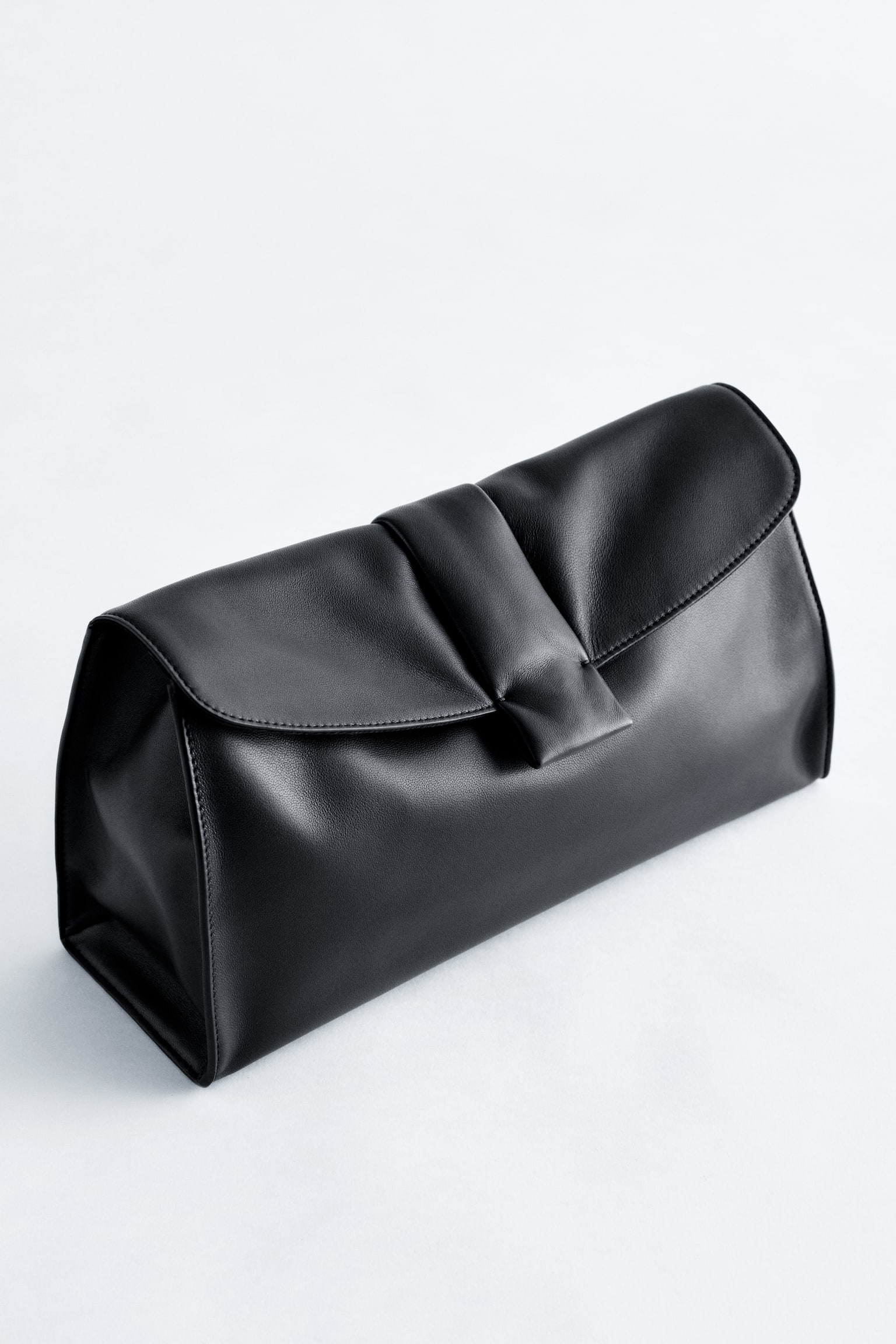 Soft Leather Clutch - Black - 3
