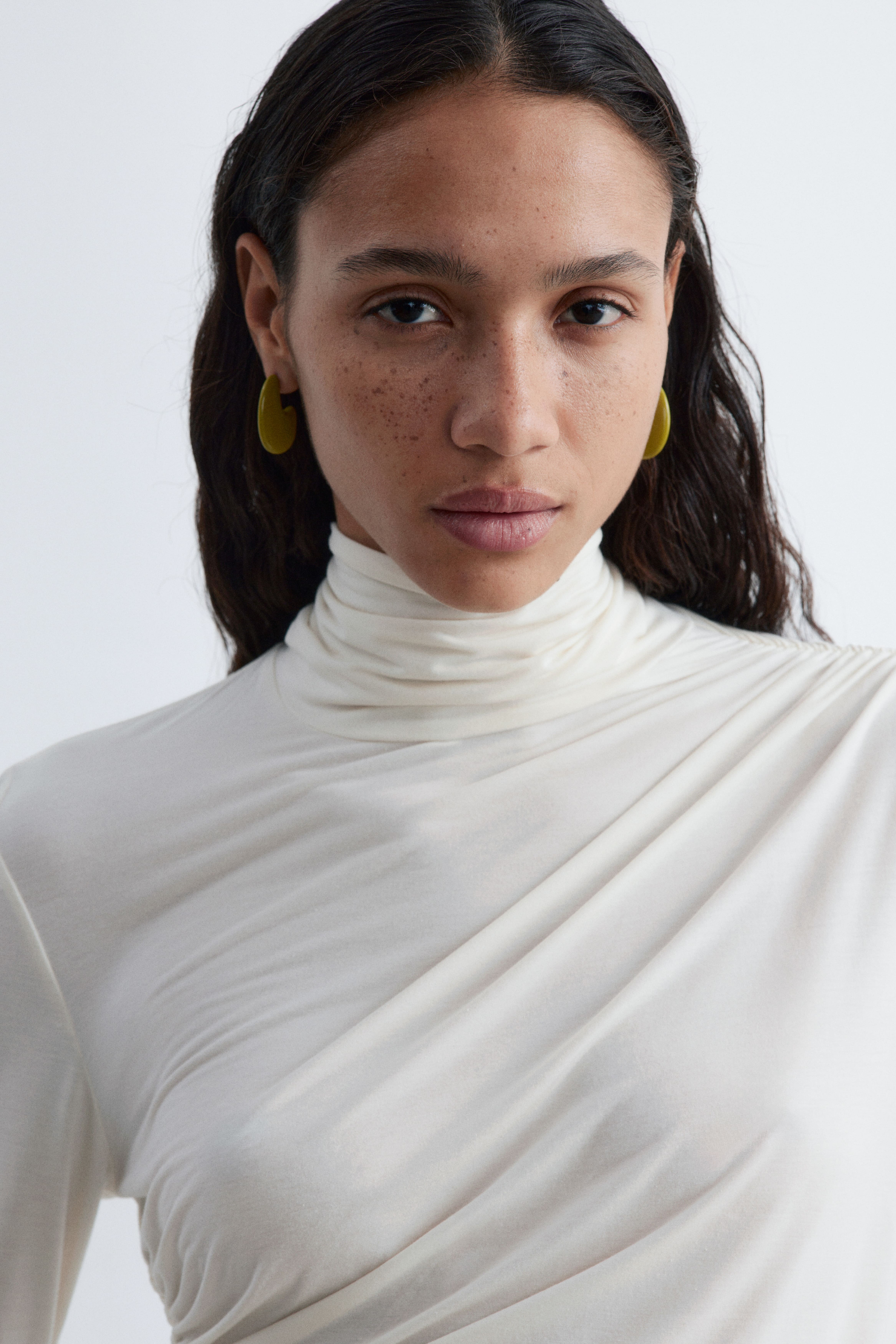 Chunky, dråbeformede øreringe - Grøn/Guld/Sølv/Sort