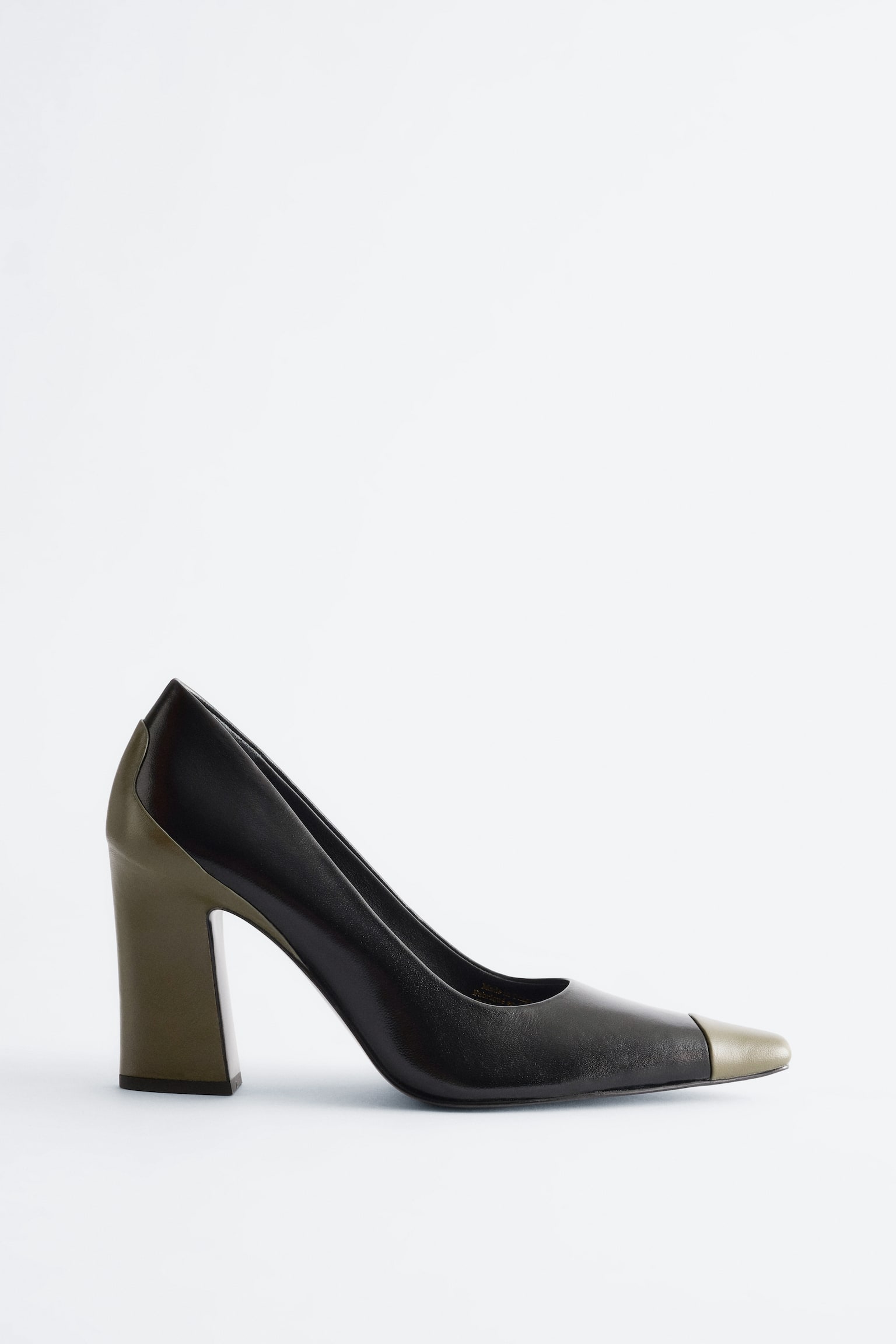 Lederpumps im Colour-Block-Design - Schwarz/Grün/Weiß/Weinrot
