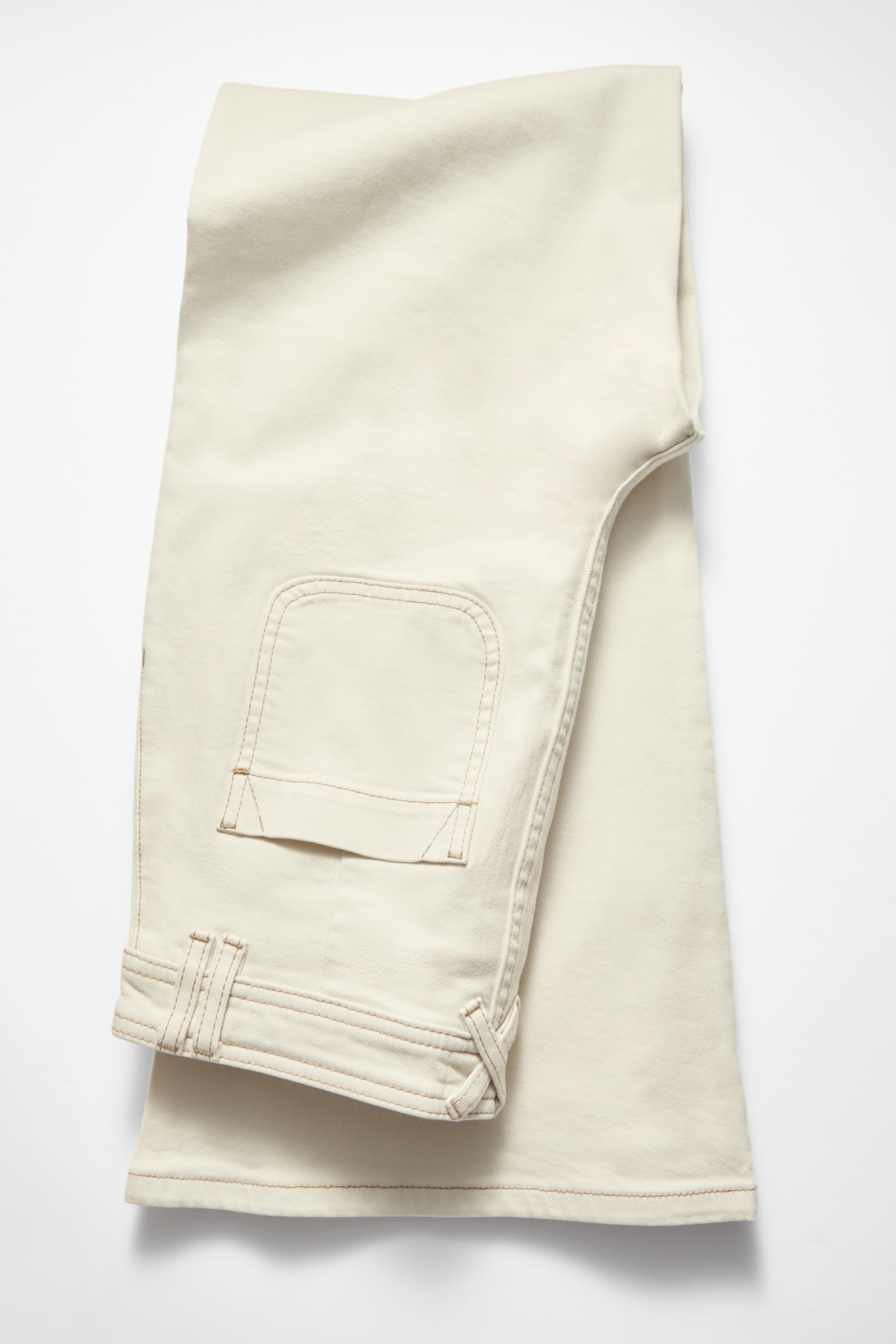 Patch-Pocket Bootcut Jeans - Cream - 3