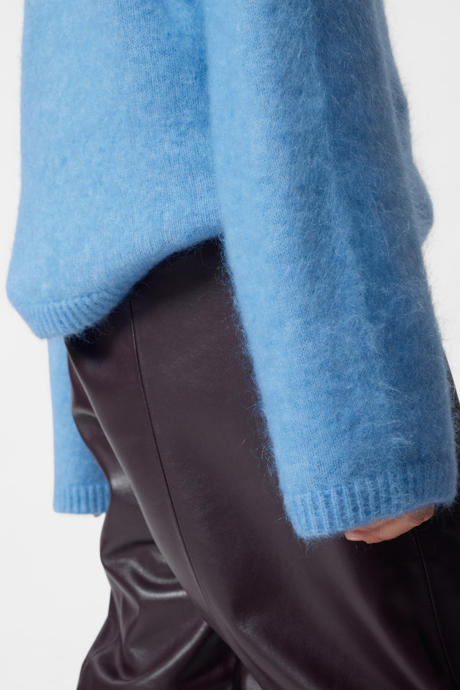 Mohair-Blend Jumper - Light Blue/Black/Mole/Beige/Dark Blue/Dark Red - 5