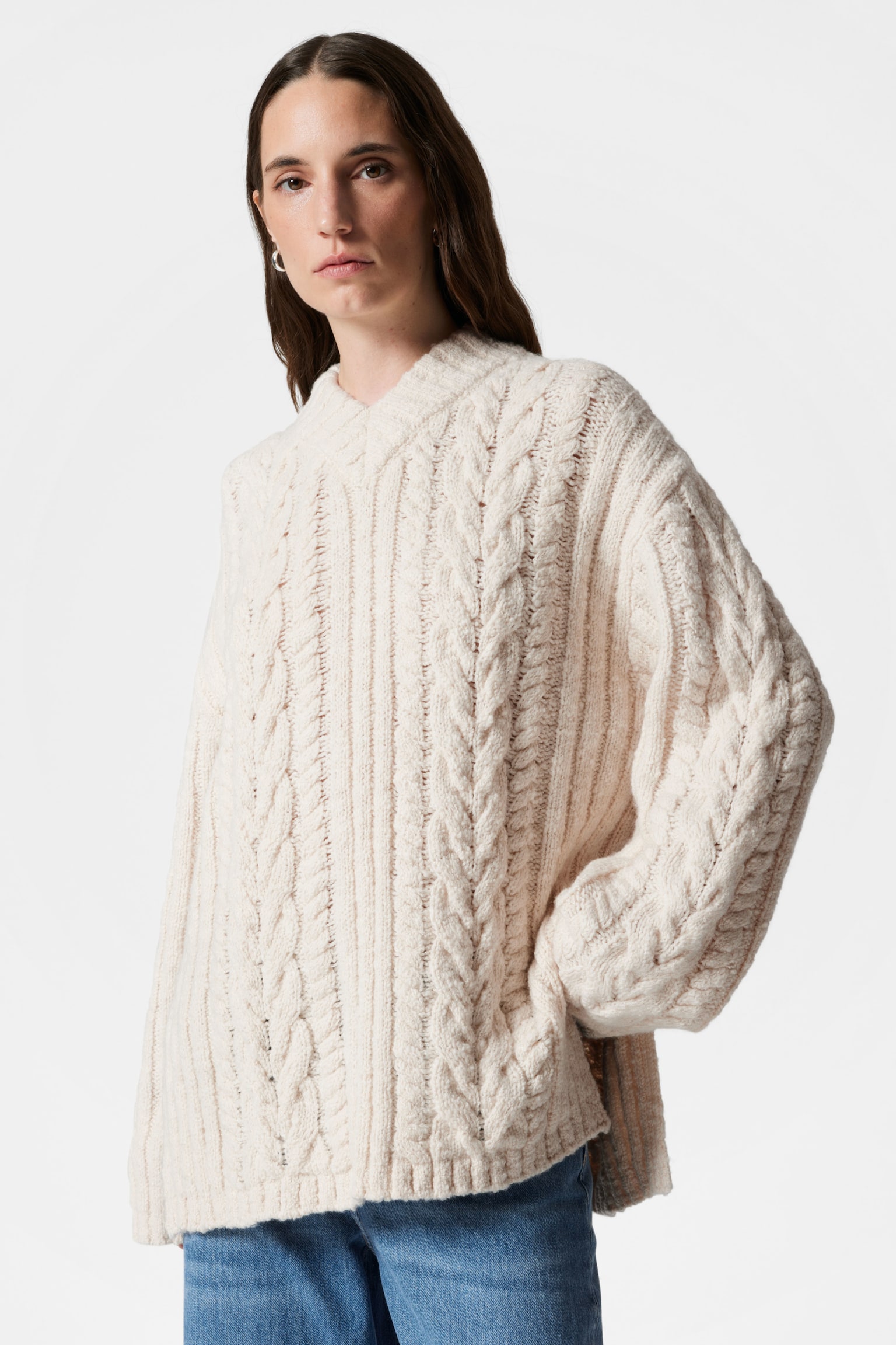 Cable-Knit V-Neck Jumper - Ecru - 1