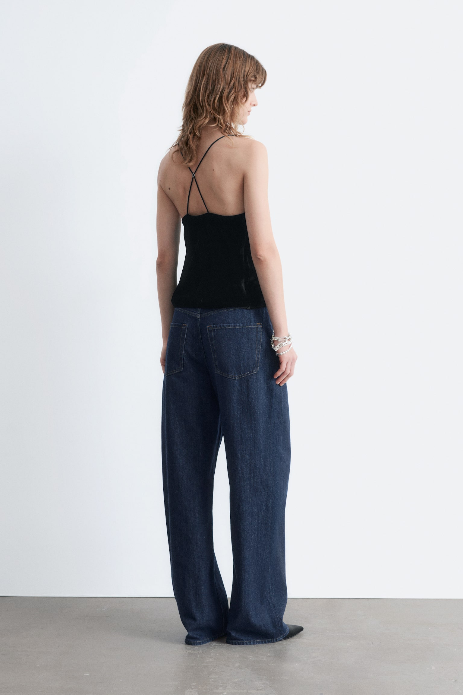 Trägertop aus Samt - Schwarz/Khaki-Braun - 3