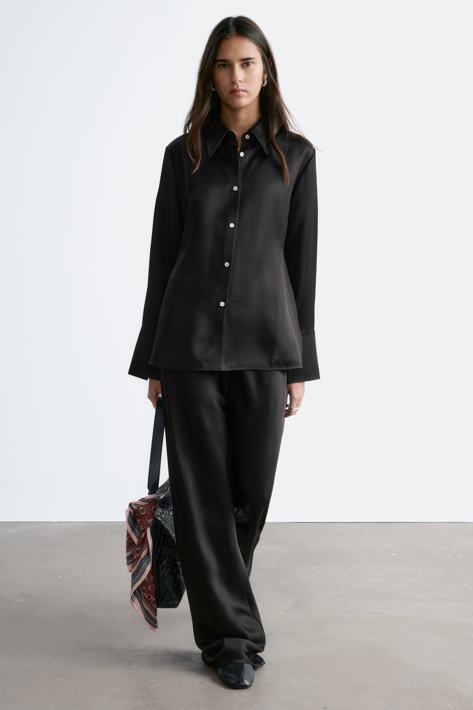 Satijnen broek met trekkoord - Zwart/Grijs - 3