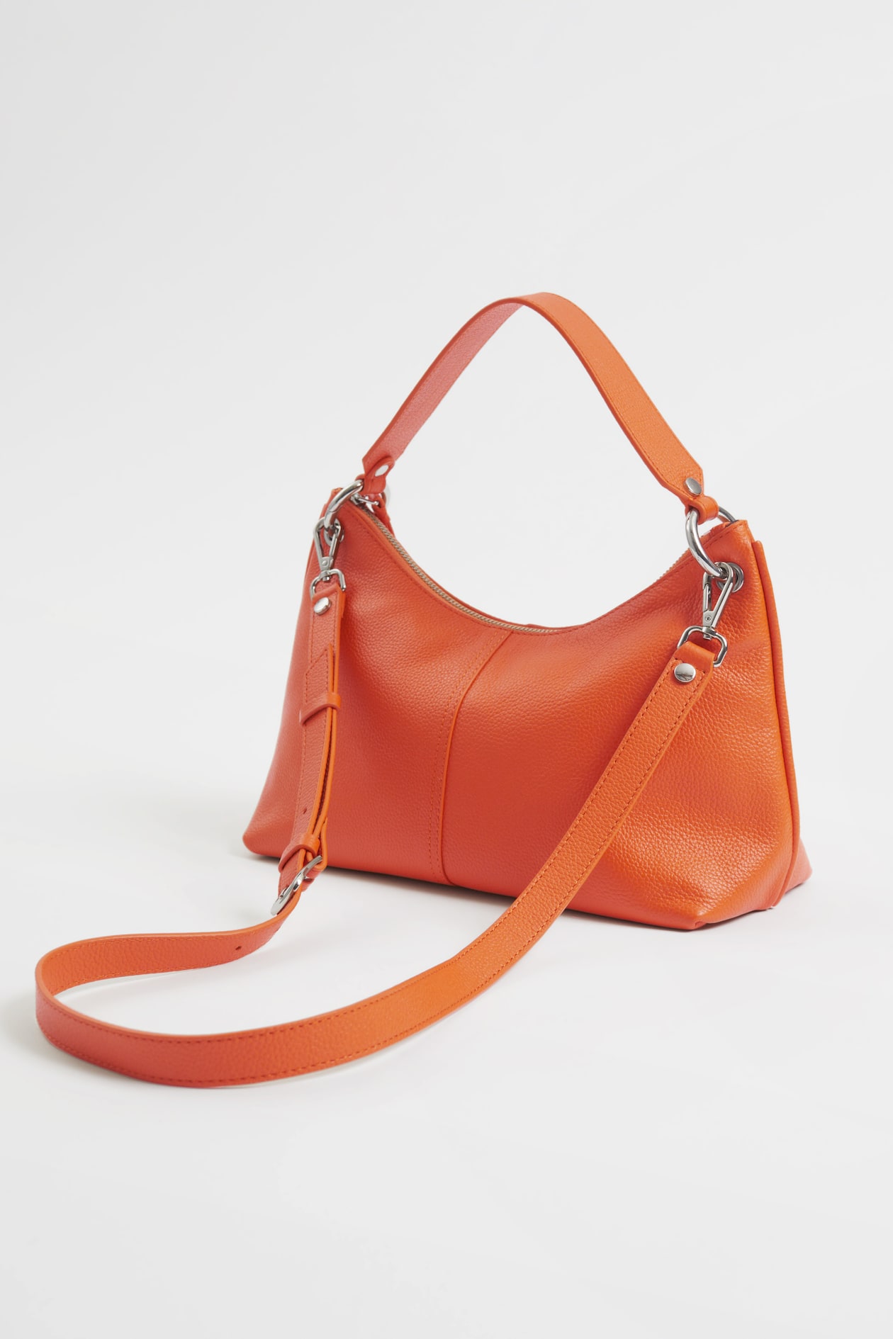 sac-souple-bandouli-re-en-cuir-terracotta-femme-h-m-ch