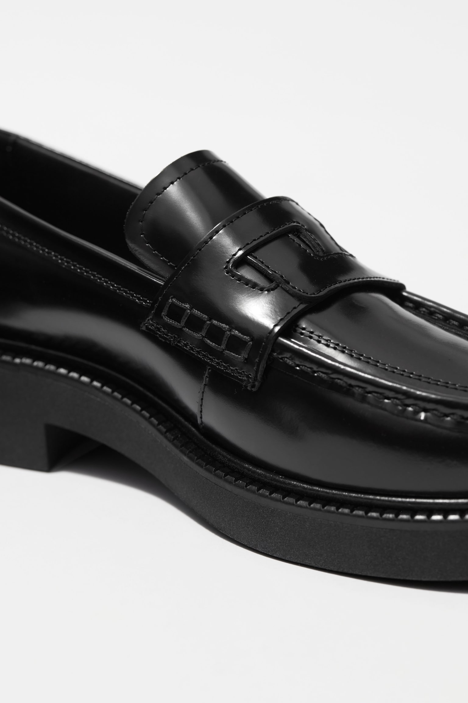 Chunky Leather Loafers - Black/Red - 7