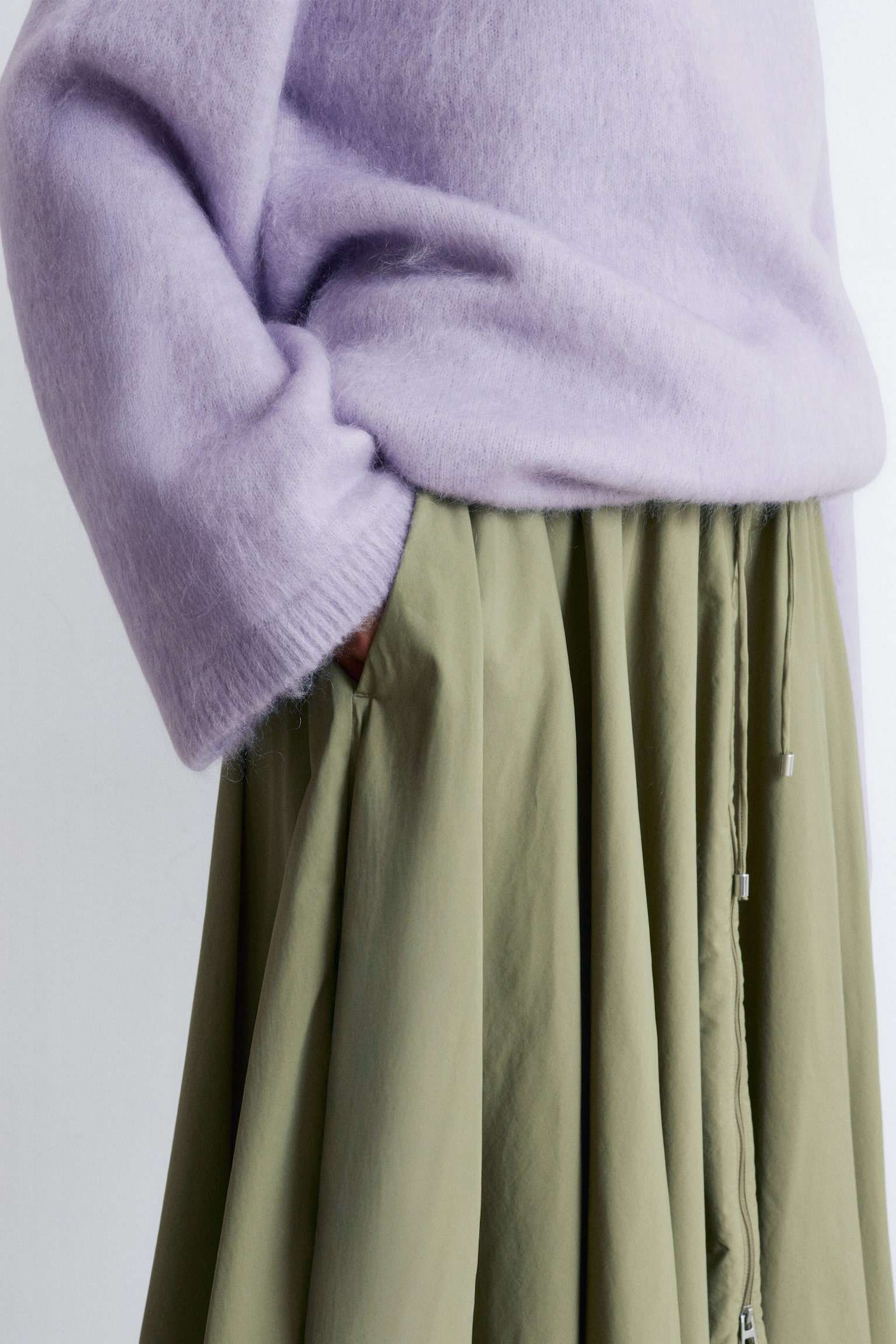 Midirock in A-Linie mit Kordelzug - Khaki/Schwarz - 5