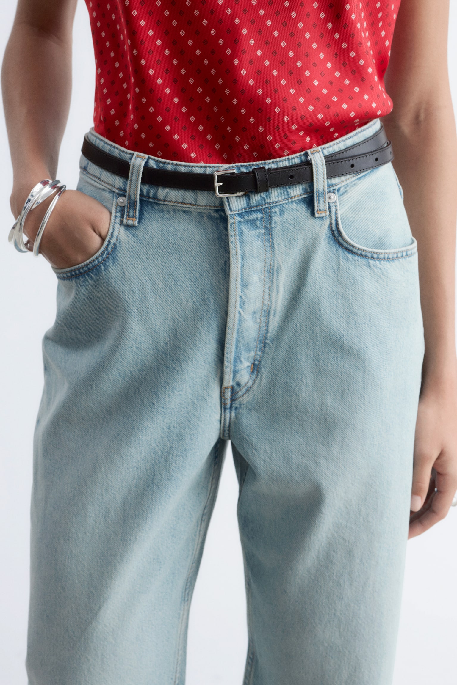 Jeans med hög midja och raka ben - Ljusblå/Klarröd - 3