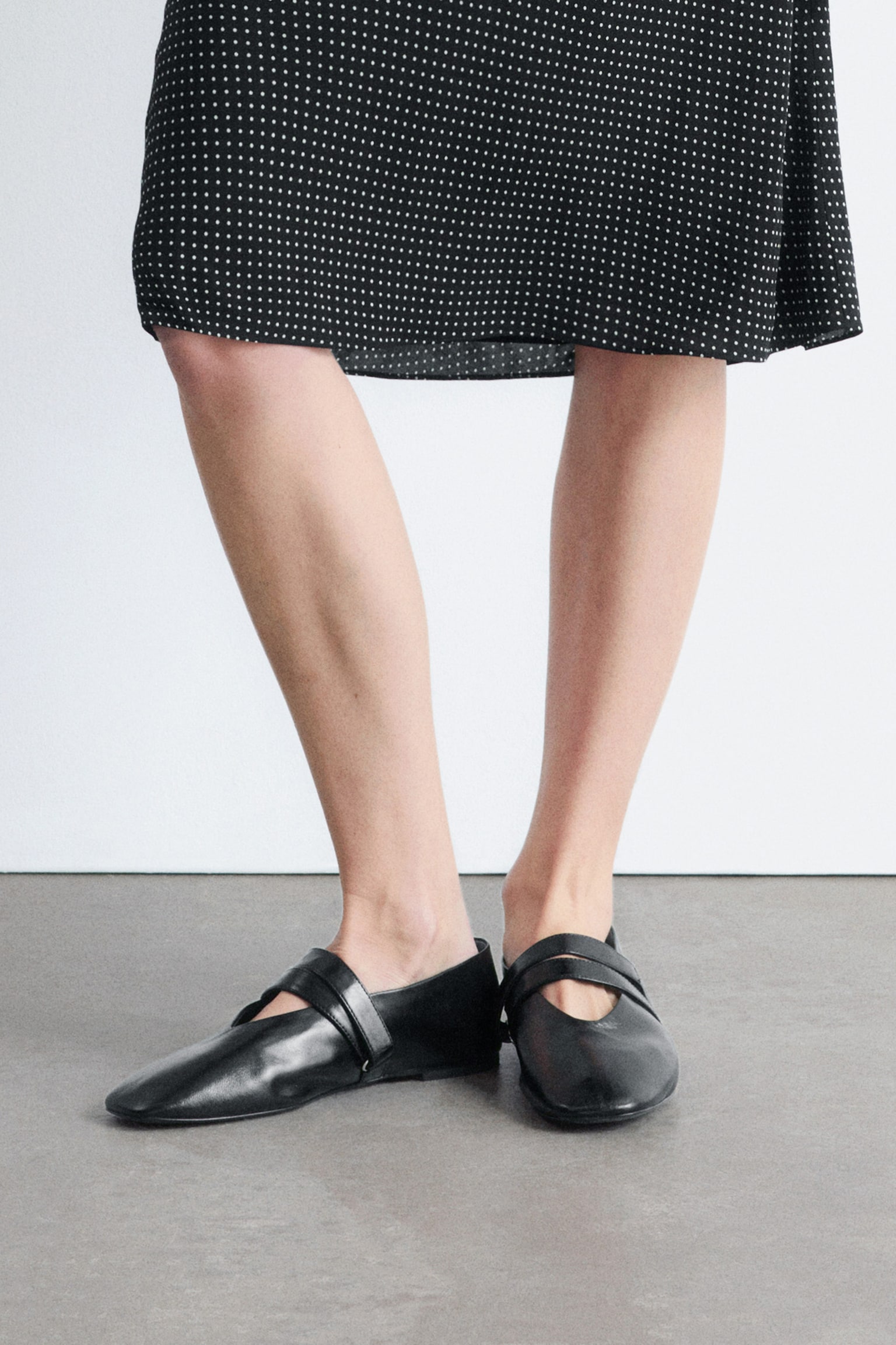 Ballerinasko i læder med krydsremme - Black Leather/Gråt læder/Beige Suede - 5