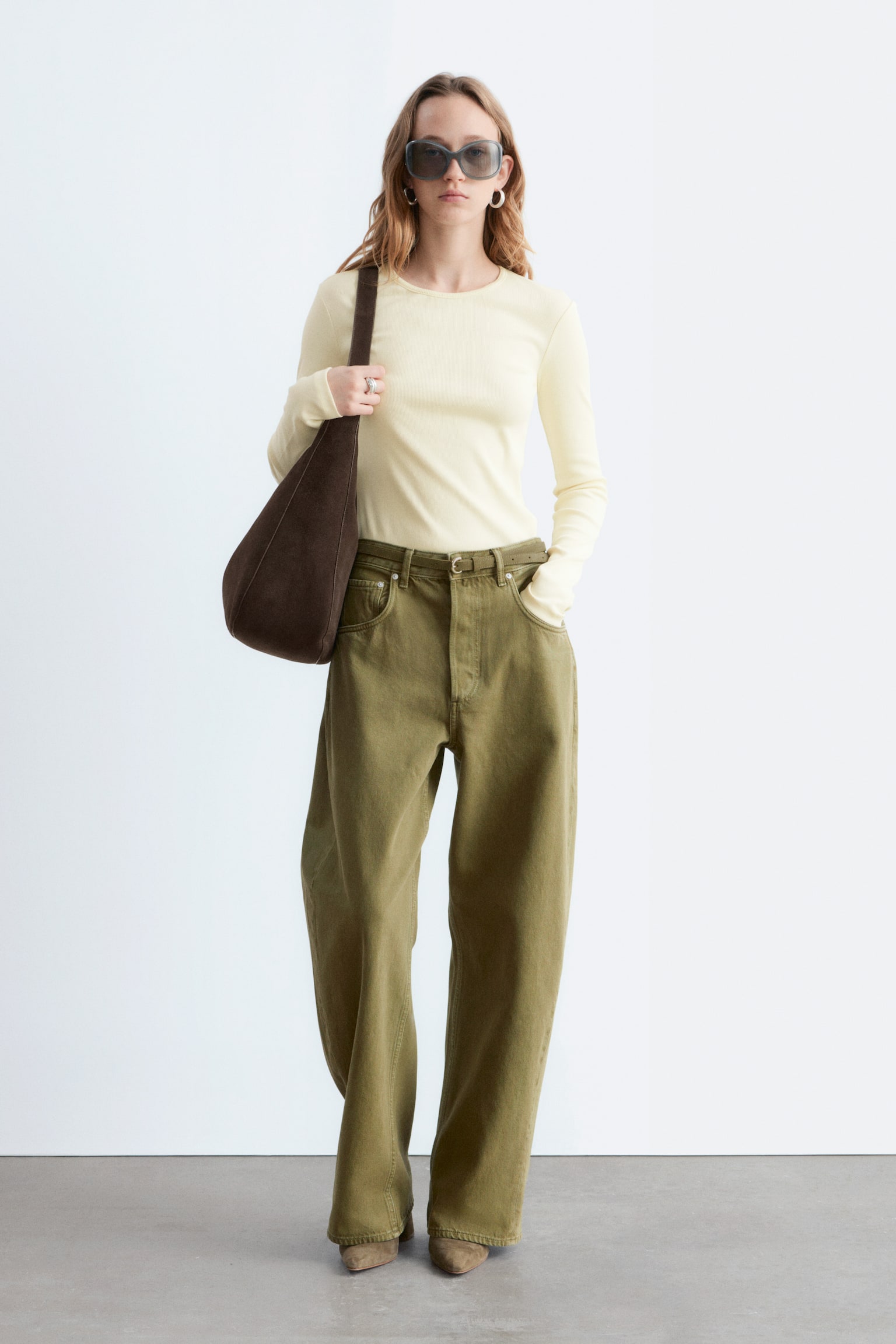 Ribbet langermet topp - Pastellgul/Beige/svarte striper/Hvit/Mørk brun/Brune/hvite striper/Lys grå/Svart - 1