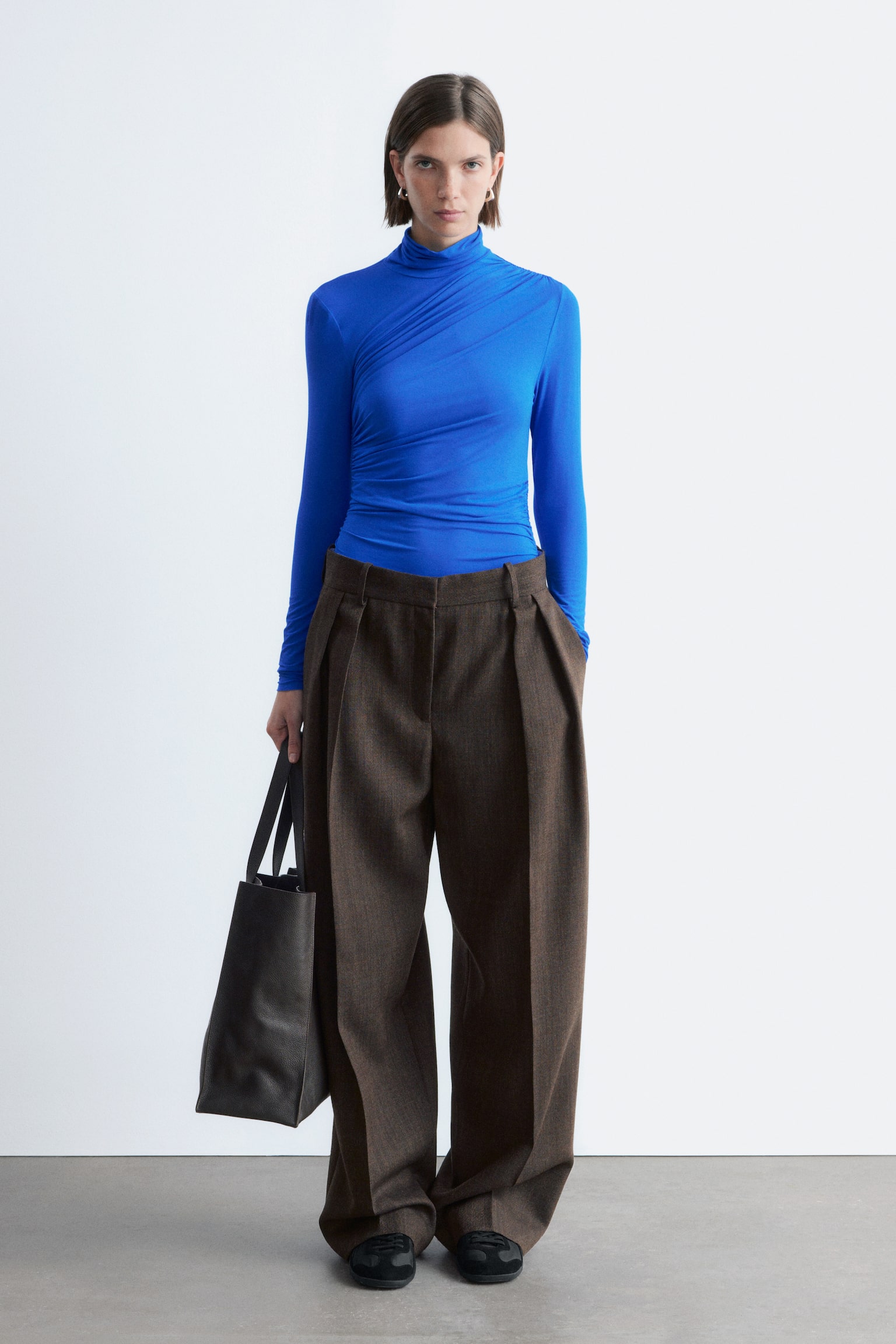 Poimutettu korkeakauluksinen paita - Kirkkaansininen/Keltainen/Punainen - 6