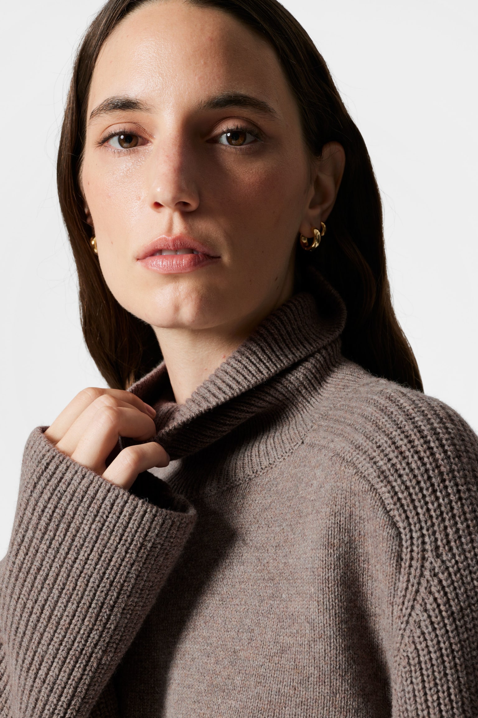 Boxy Turtleneck Jumper - Brown/Dark Grey - 3