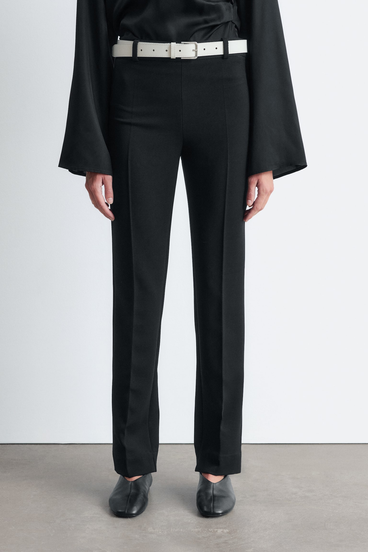 Pantaloni slim con pieghe pressate - Nero/Marrone kaki - 4