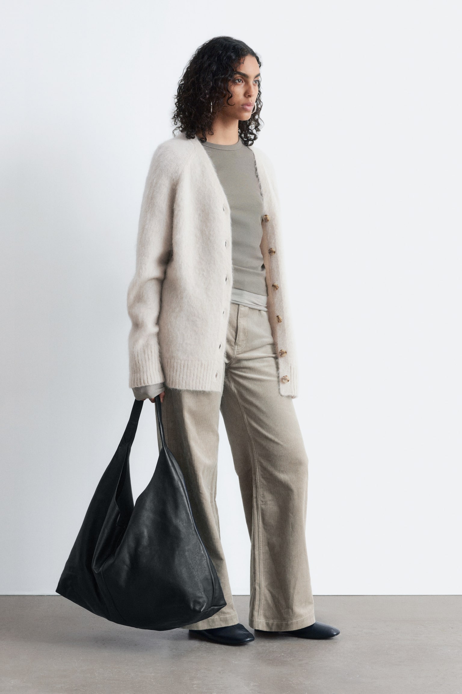 Lange Strickjacke aus Mohair-Mix - Beige/Grau/Dunkelblau - 4