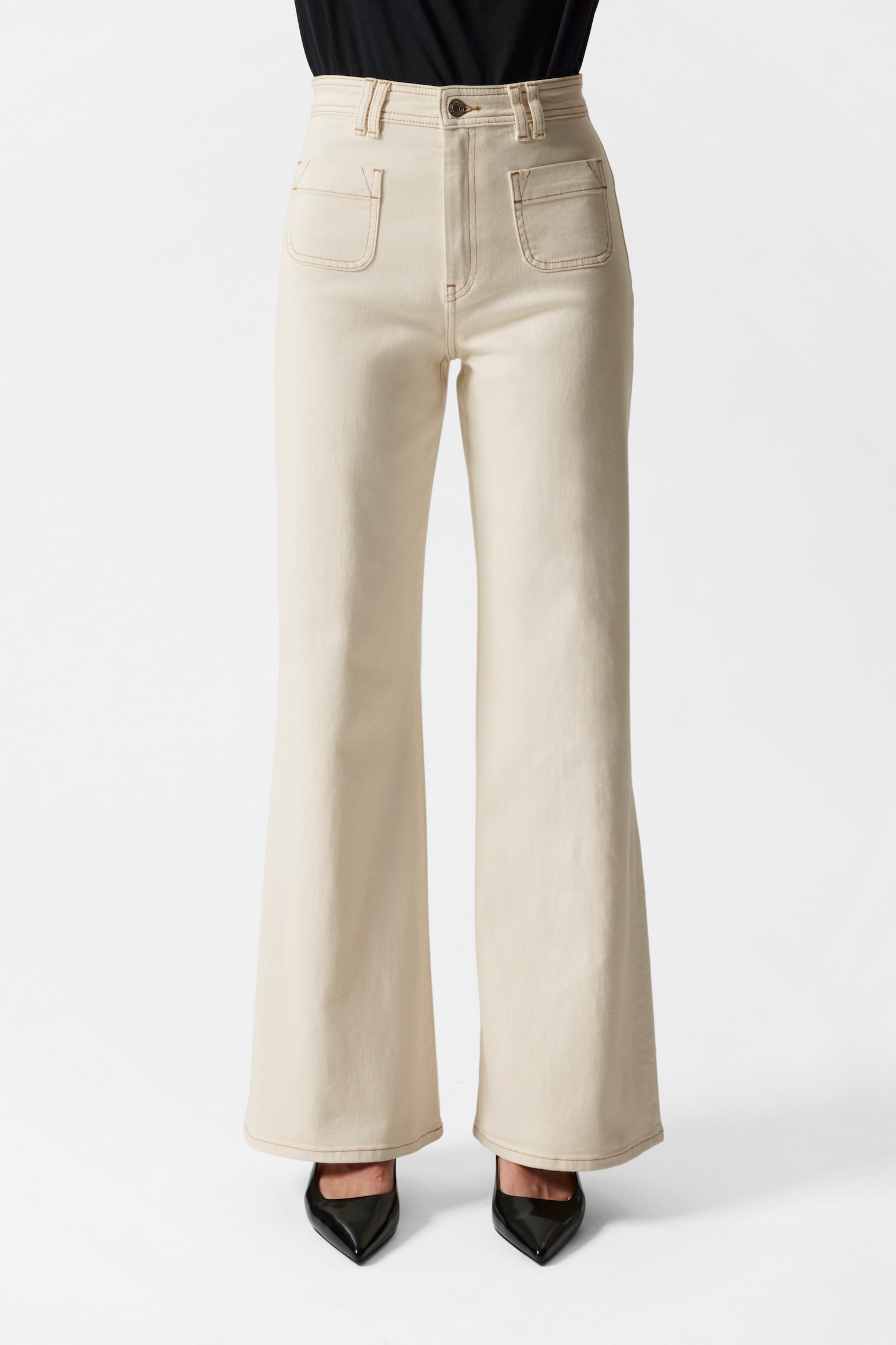 Patch-Pocket Bootcut Jeans - Cream - 5