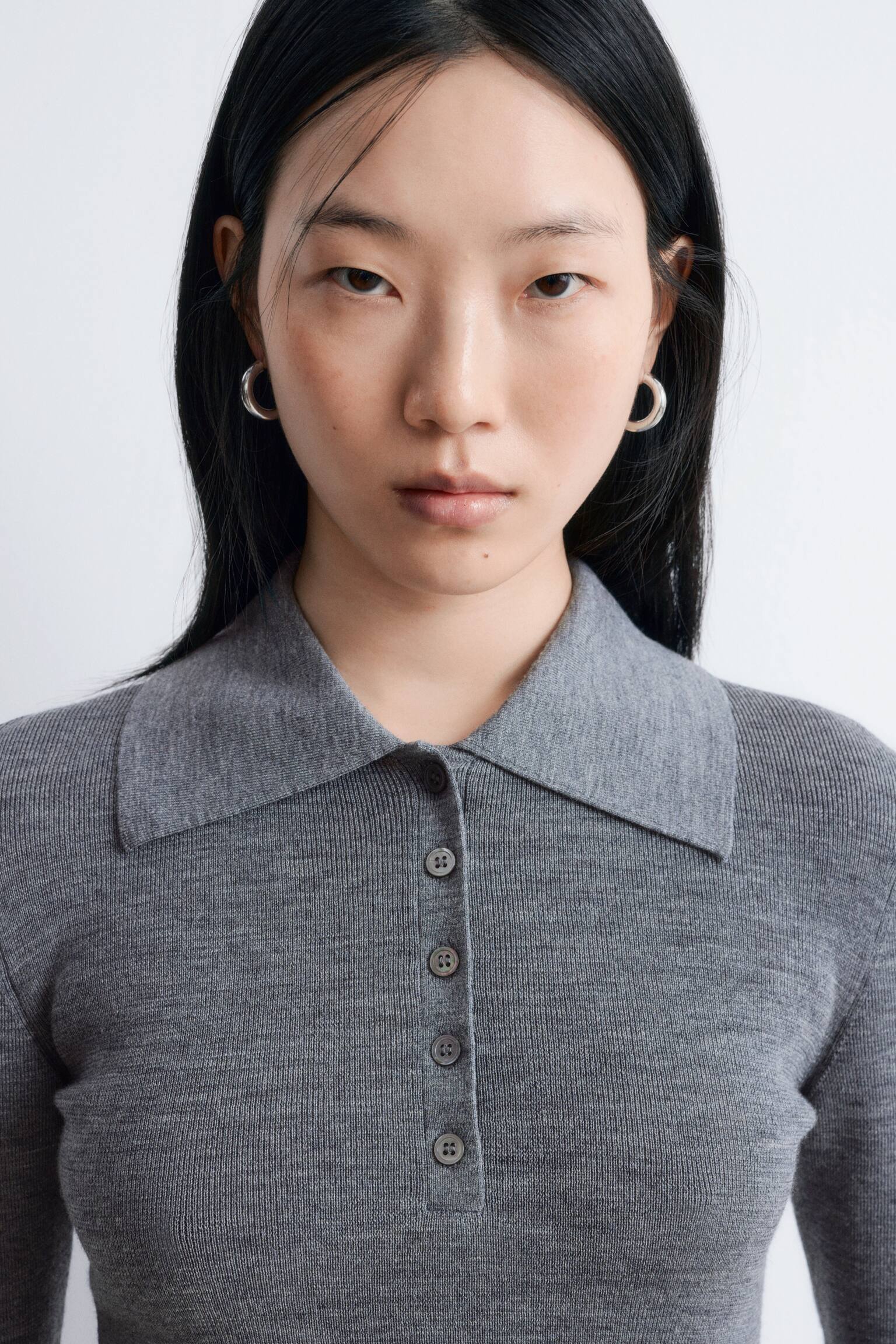 Ribbstickad pikétröja i merinoull - Grå/Melange/Mörkbrun/Persika - 6