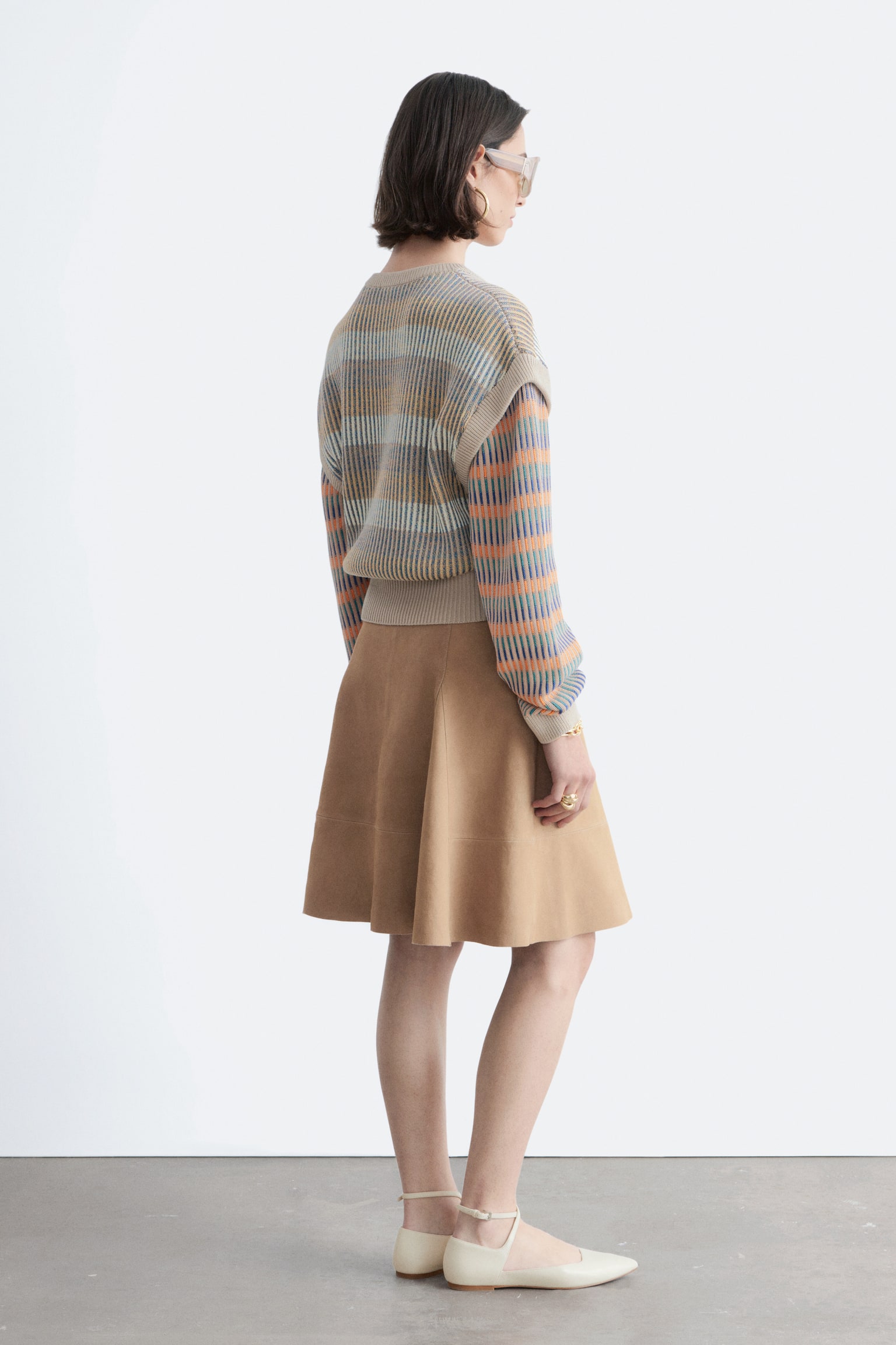 Maglione a pannelli con motivo a righe - Beige/Righe multicolore/Righe giallo/grigio - 8