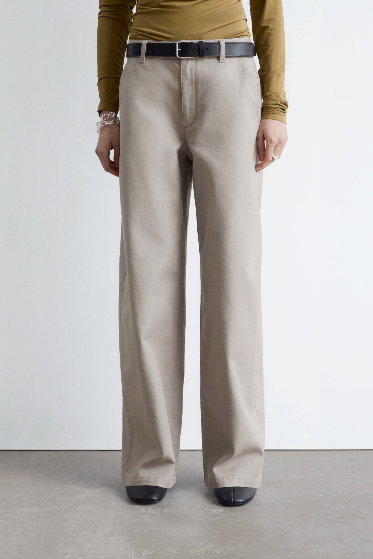 Παντελόνι twill με φαρδιά μπατζάκια - Light Greige - 4