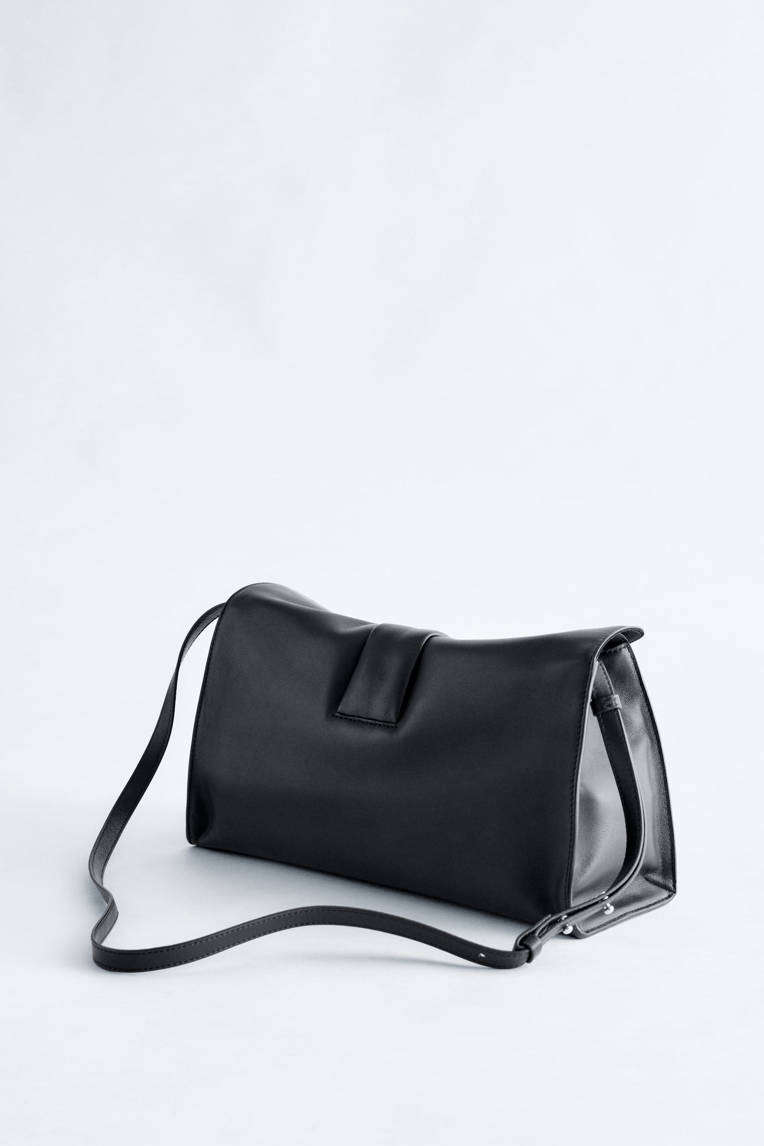 Soft Leather Clutch - Black - 5