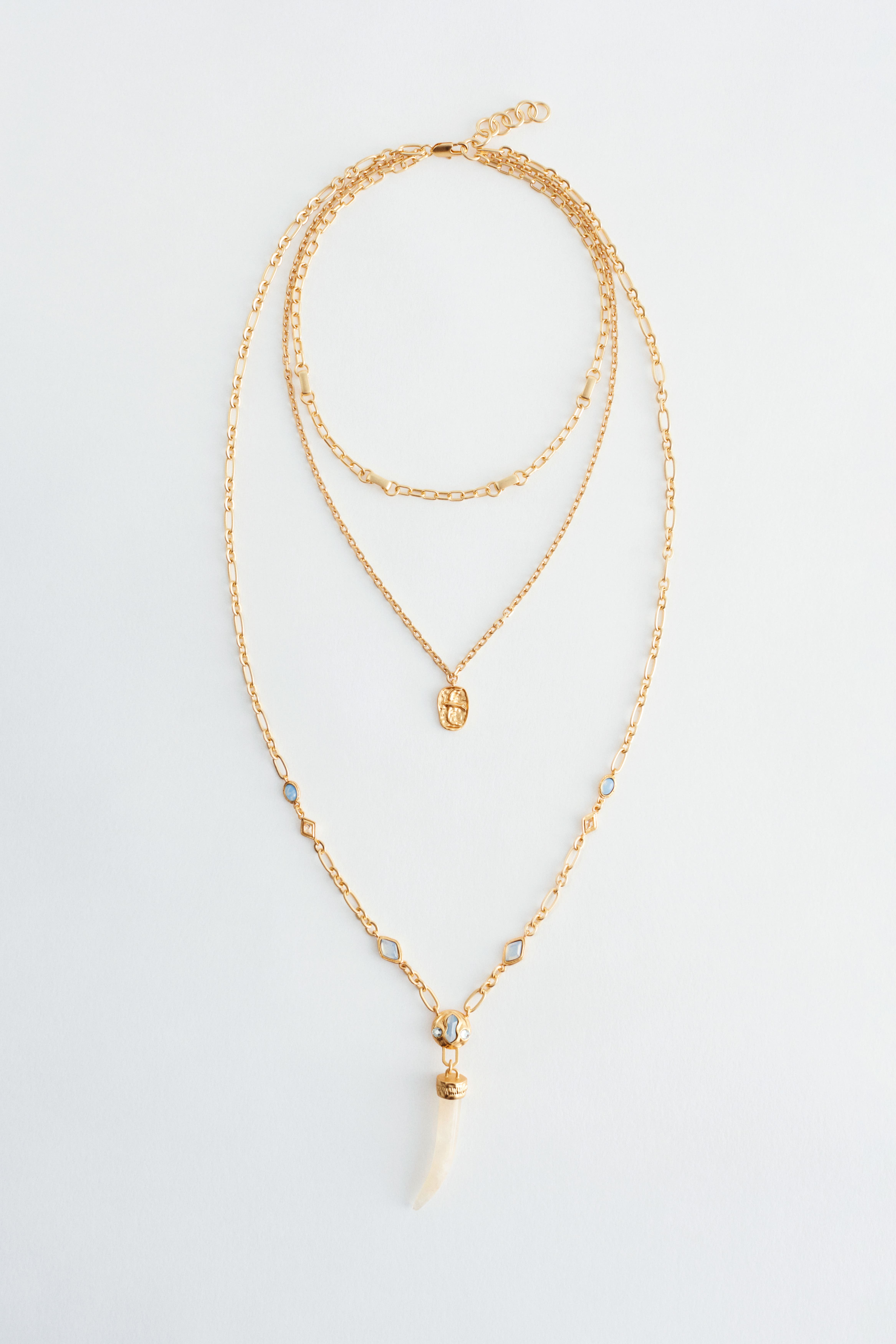 Mehrlagige Halskette mit Anhänger - Gold/Mehrfarbig