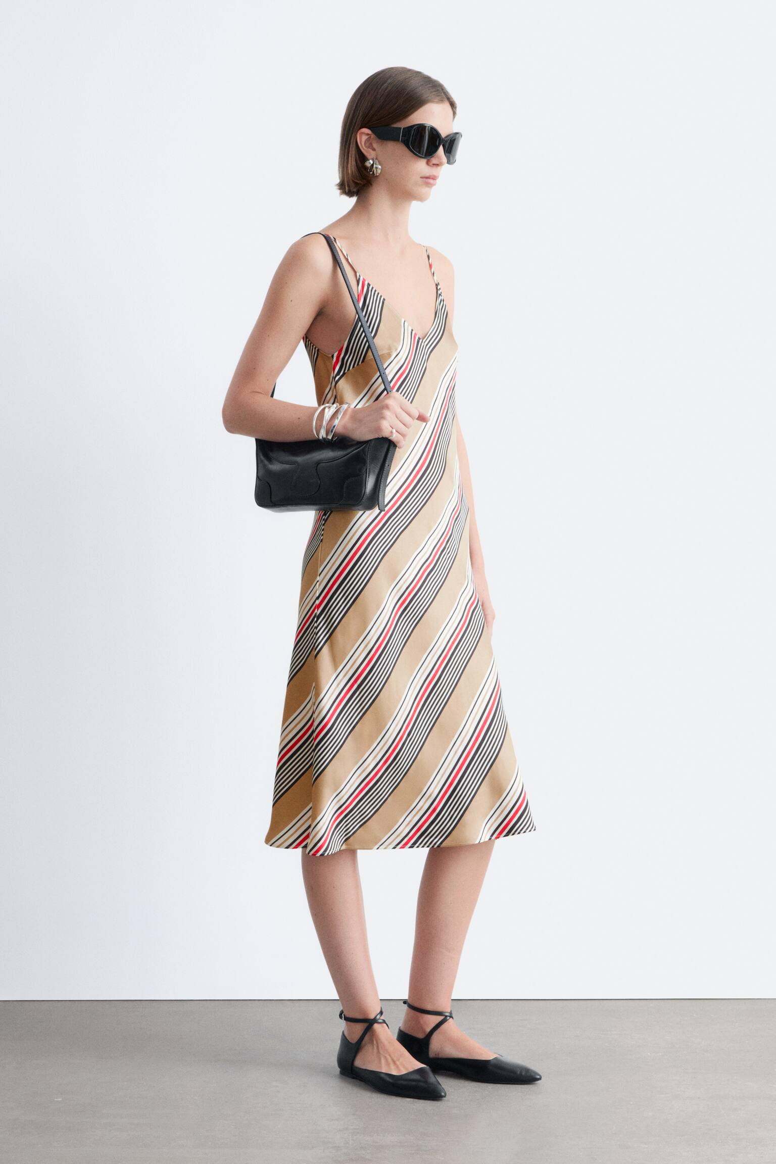 Abito sottoveste midi in raso - Beige/Righe grafiche - 3