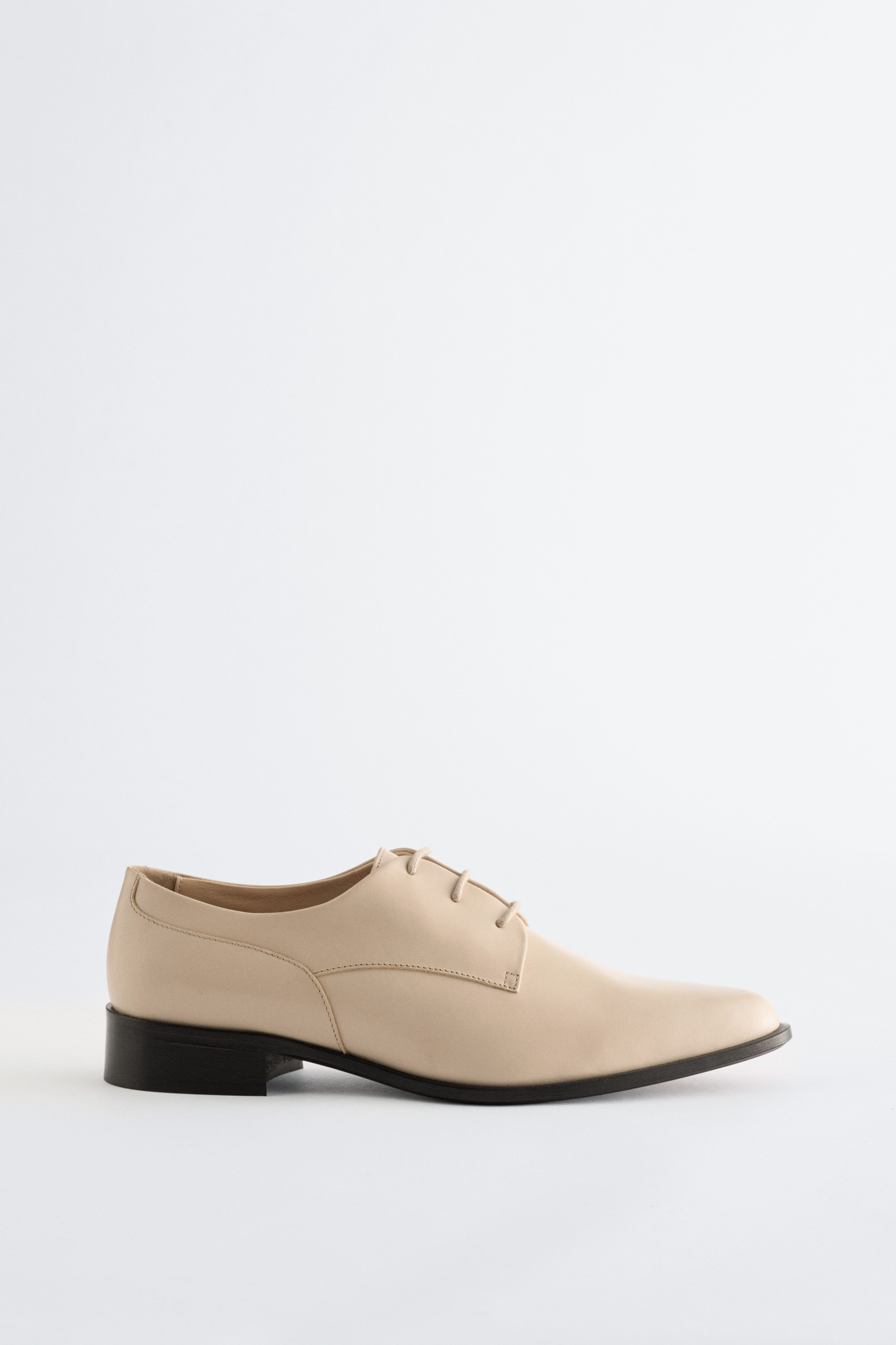 Derbyschuhe aus Leder - Cream/Schwarz