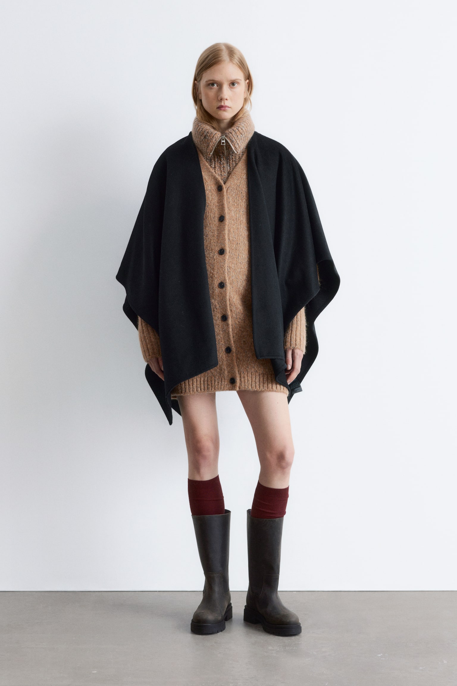 Wollcape - Schwarz - 1